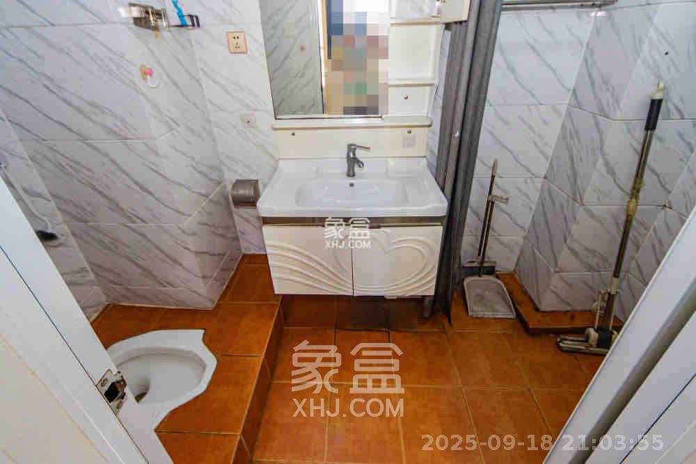 北辰三角洲E4区  2室2厅1卫   2800.00元/月室内图