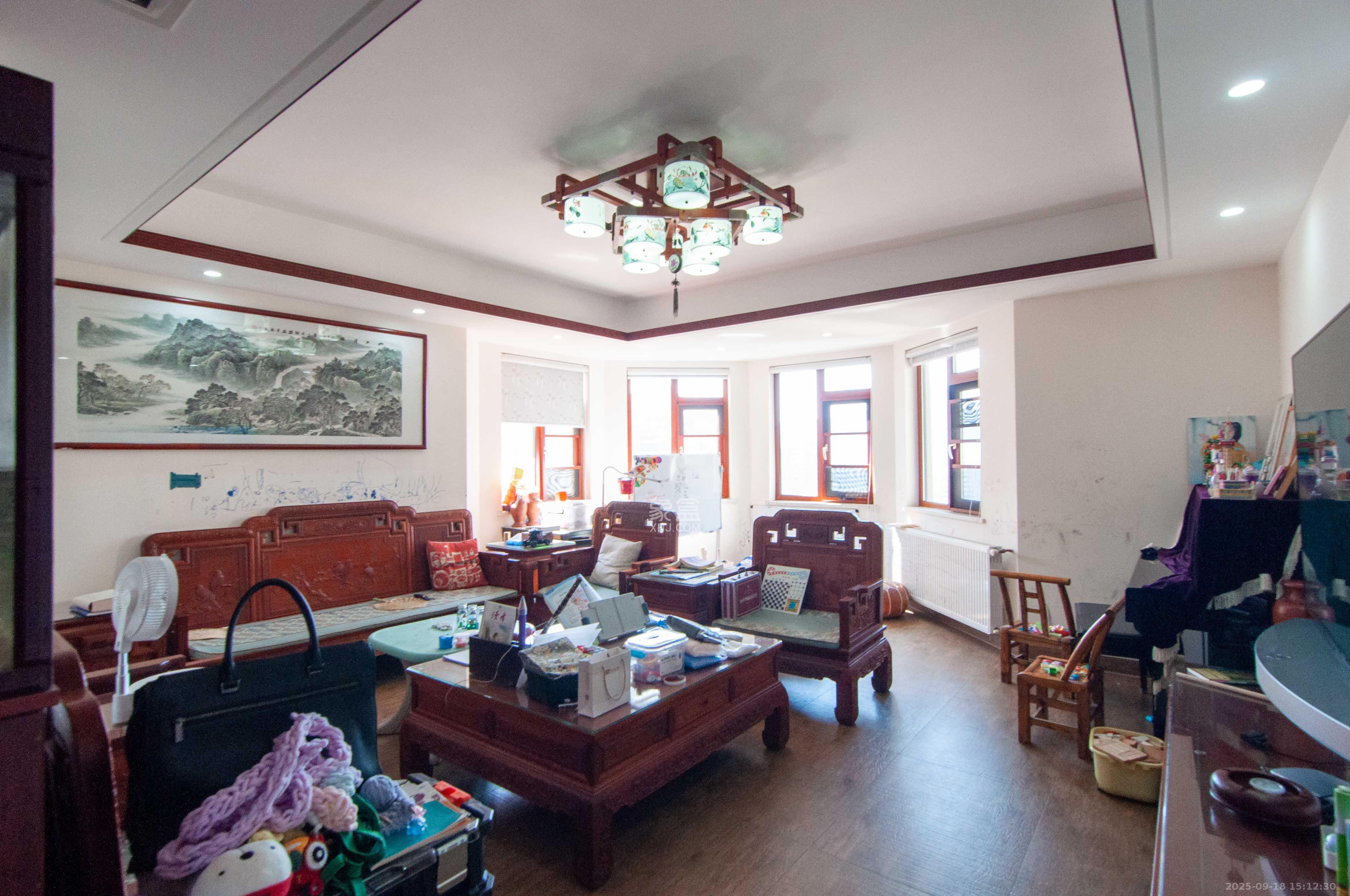 沁园春御院  4室2厅2卫    225.0万 沁园春御院  4室2厅2卫    225.0万