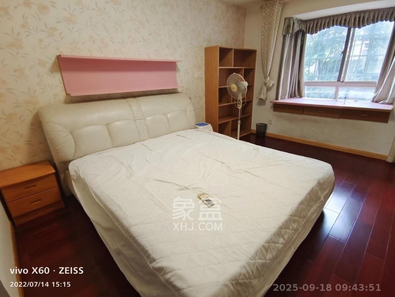 理工大学职工单位房青年汇  3室2厅2卫    2200.0元/月室内图