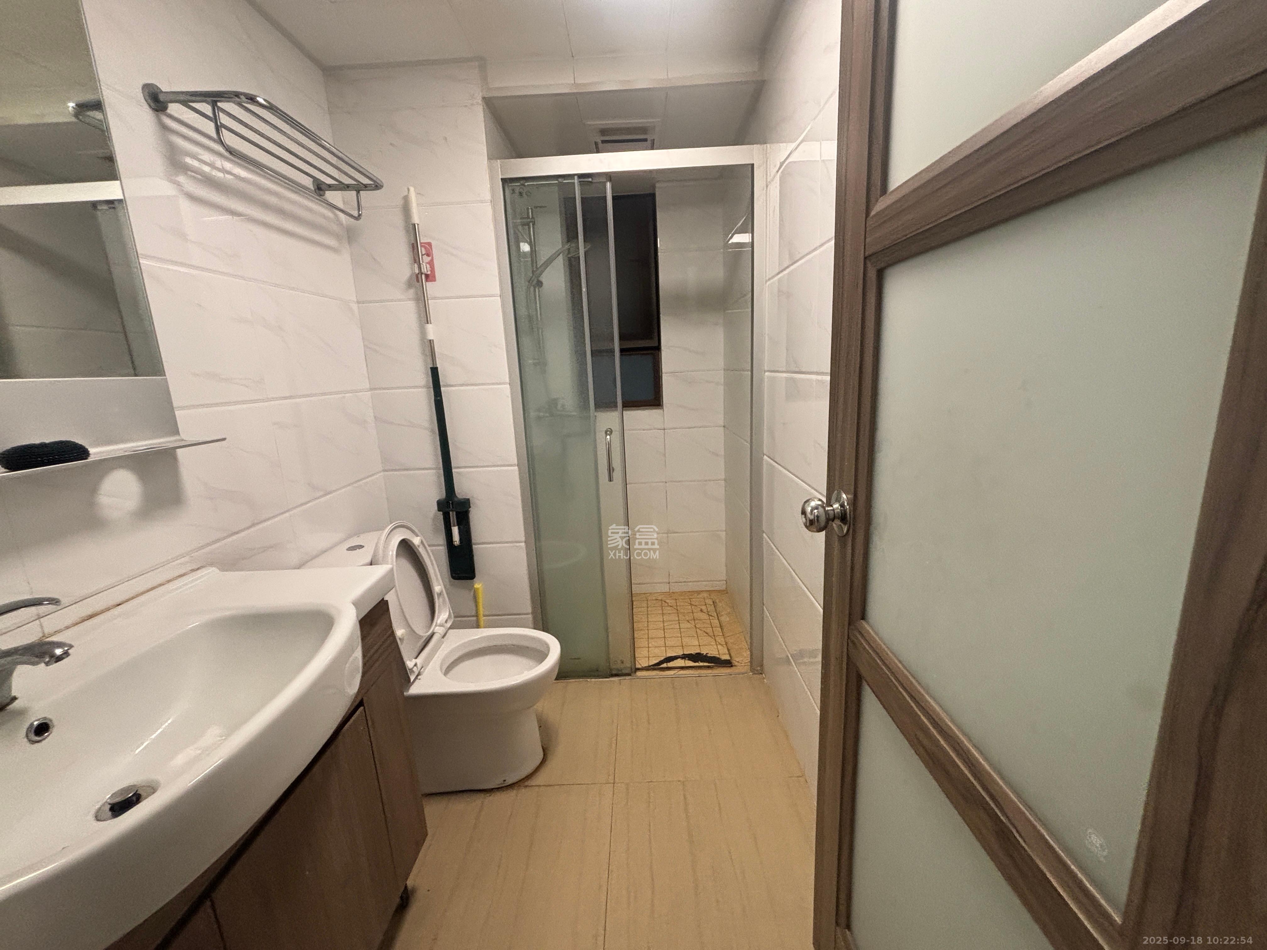 碧桂园星城首府 3室2厅1卫 2500.0元/月 碧桂园星城首府 3室2厅1卫 2500.0元/月室内图