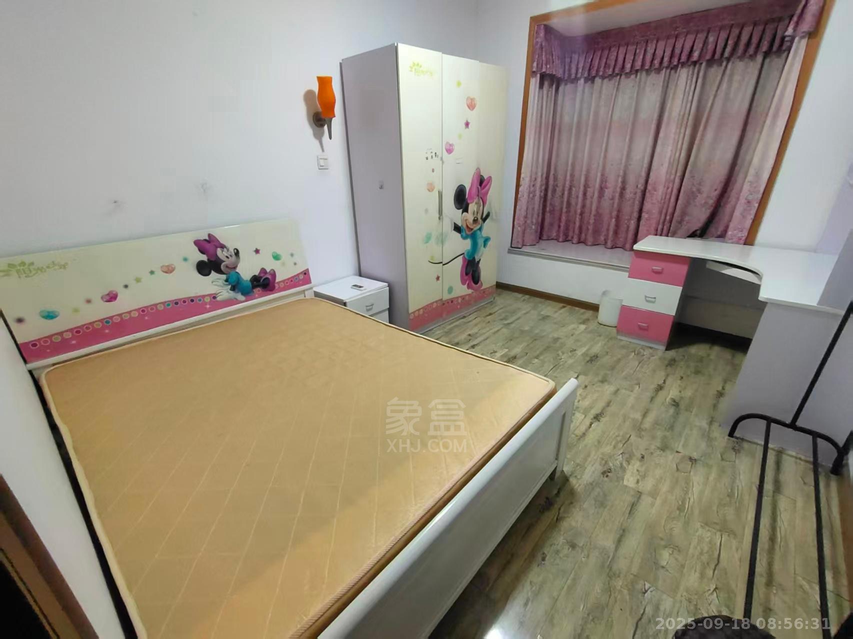 学林雅苑 4室2厅1卫 2200.0元/月 学林雅苑 4室2厅1卫 2200.0元/月室内图