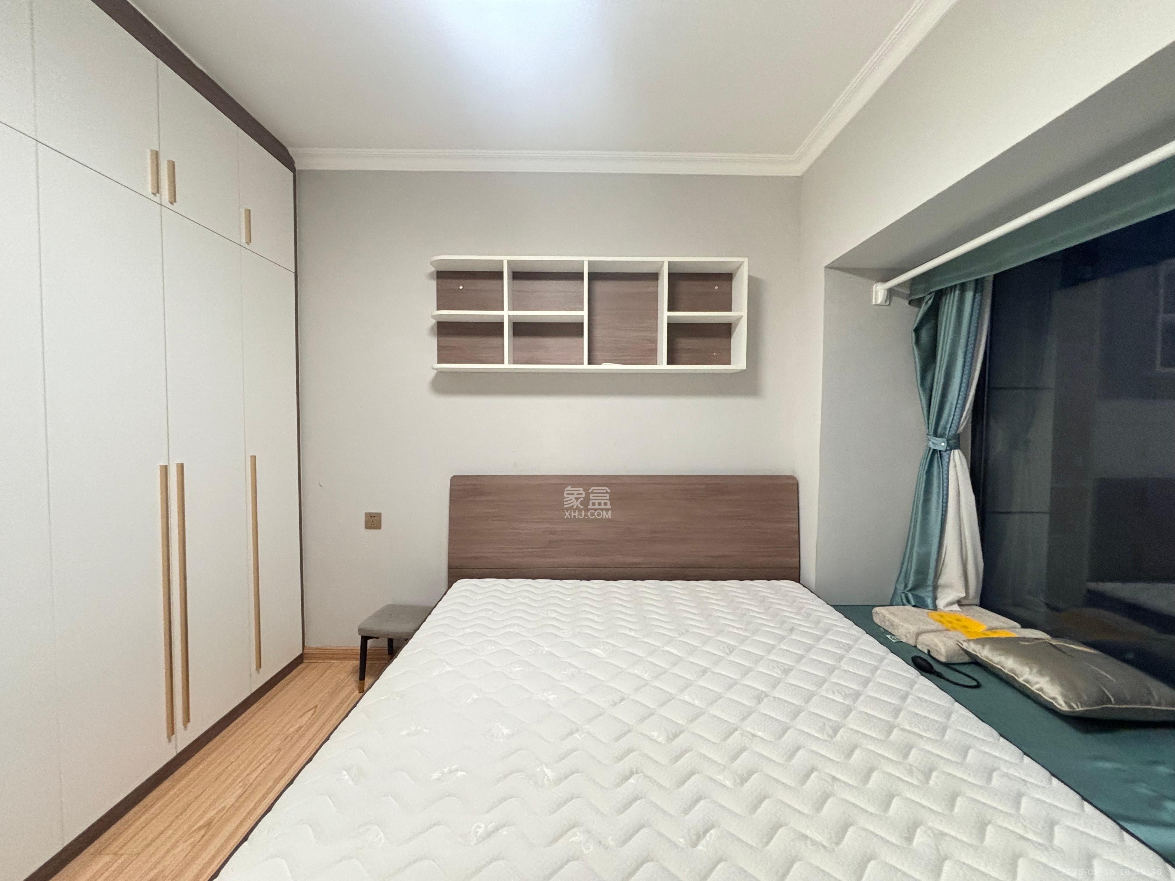 碧桂园城市之光   76.0㎡      2800.0元/月室内图