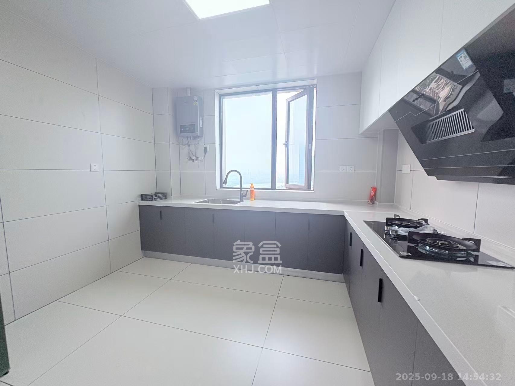 长沙檀府  4室2厅3卫    7500.0元/月室内图