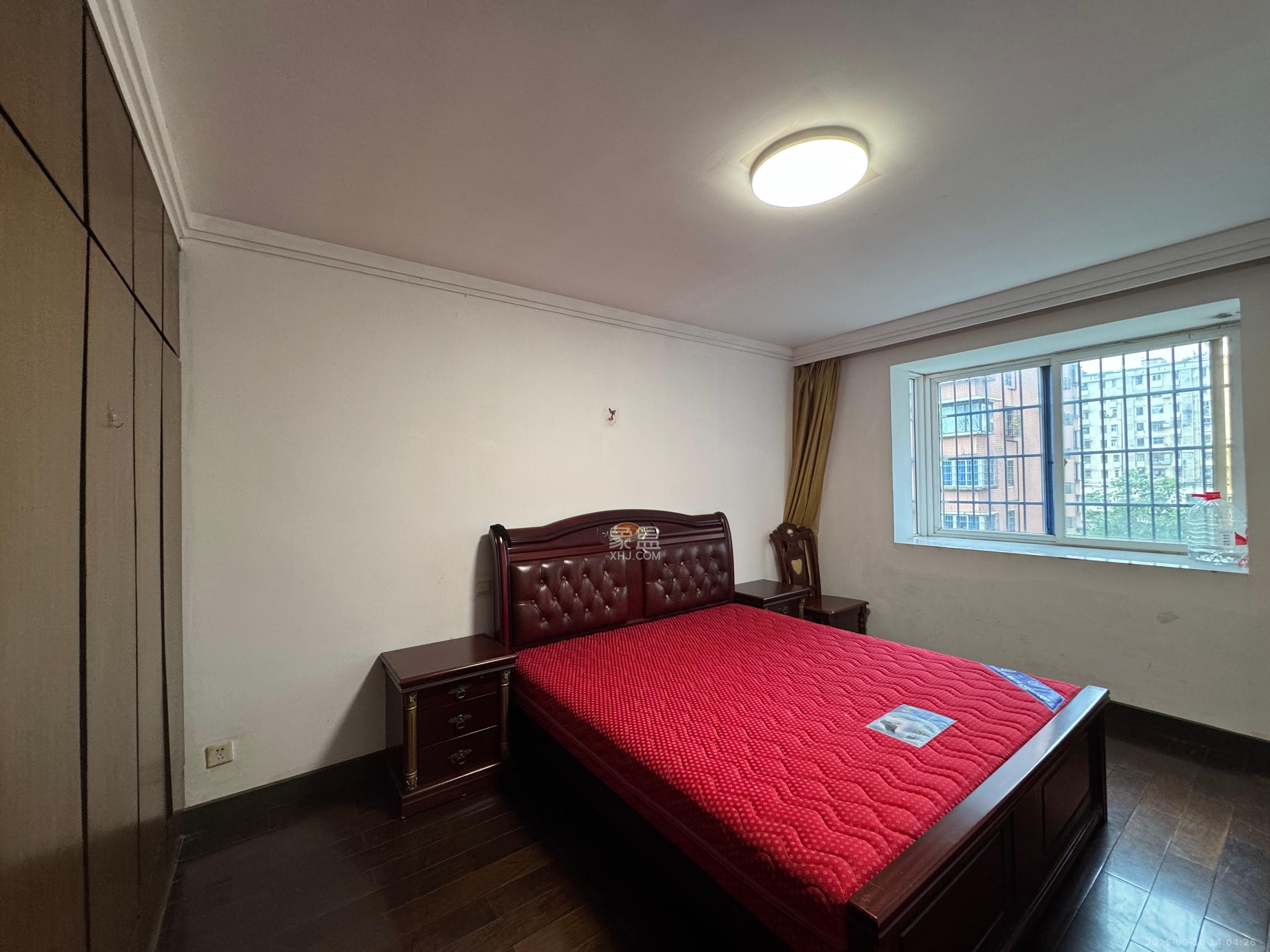 森宇佳园 3室2厅2卫 2100.0元/月 森宇佳园 3室2厅2卫 2100.0元/月室内图