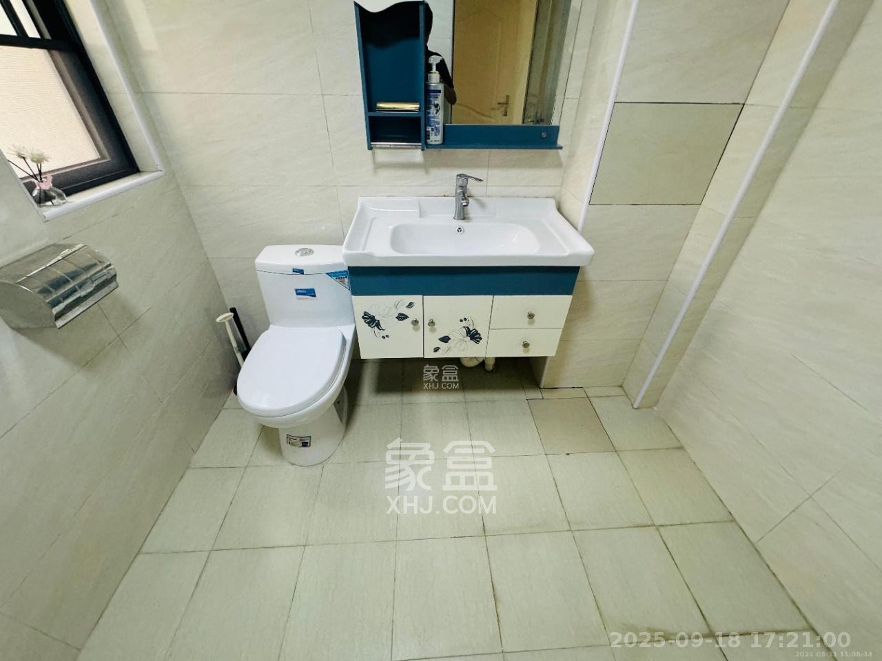 长房云时代  3室2厅1卫    2400.0元/月室内图