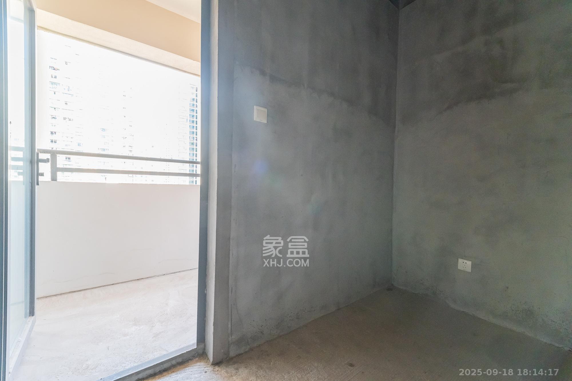 中建悦和城  4室2厅2卫    121.8万 中建悦和城  4室2厅2卫    121.8万其他