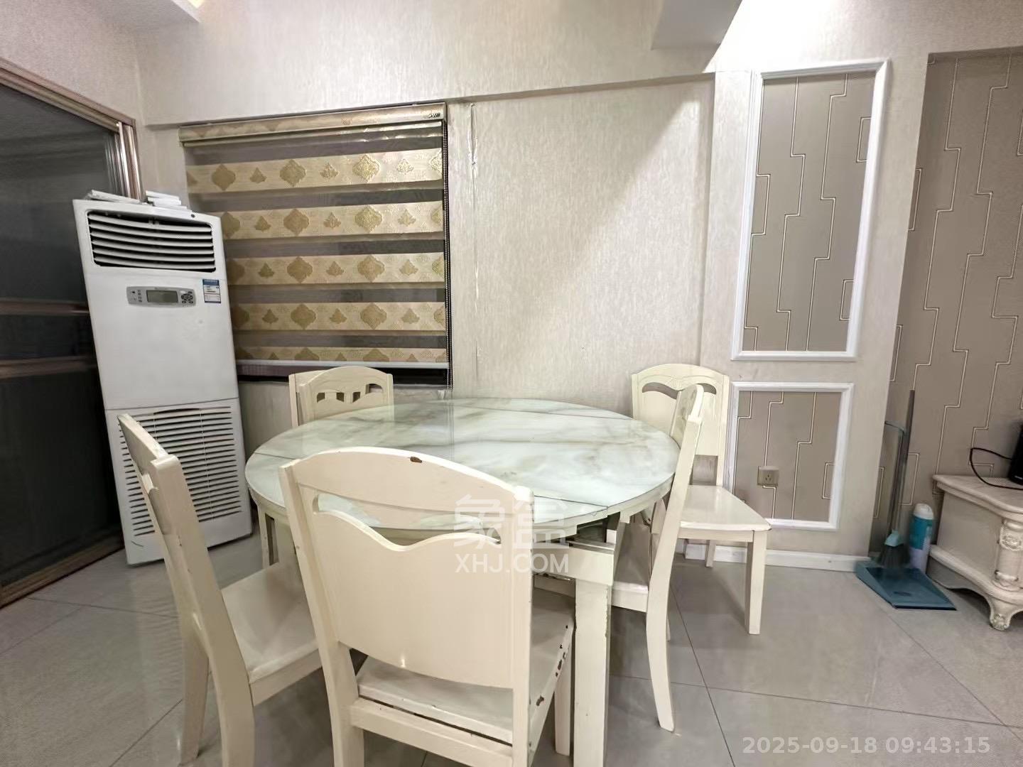 汇源大厦  3室2厅2卫    4500.0元/月室内图