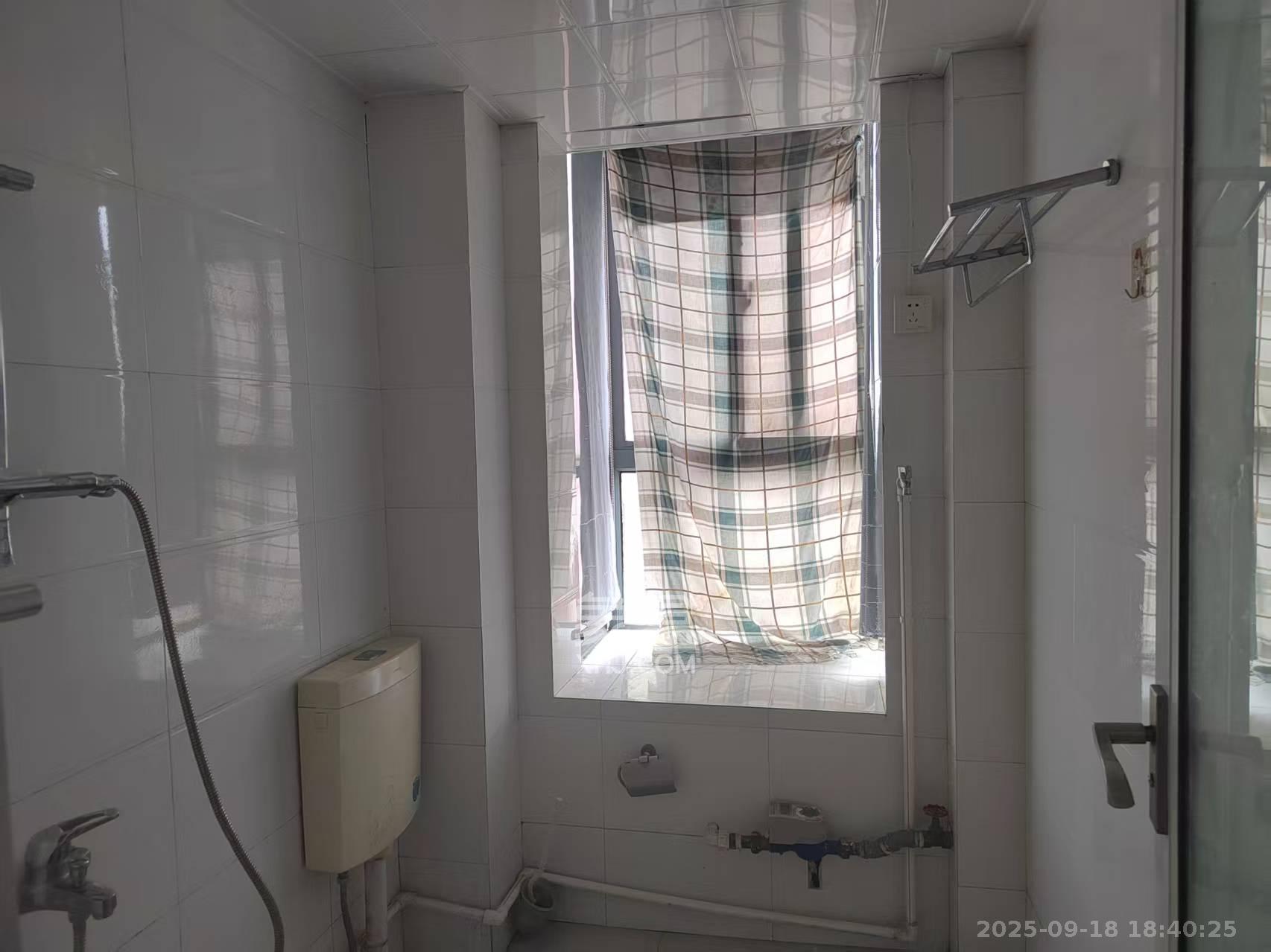 巢之恋 2室2厅1卫 1900.0元/月 巢之恋 2室2厅1卫 1900.0元/月室内图