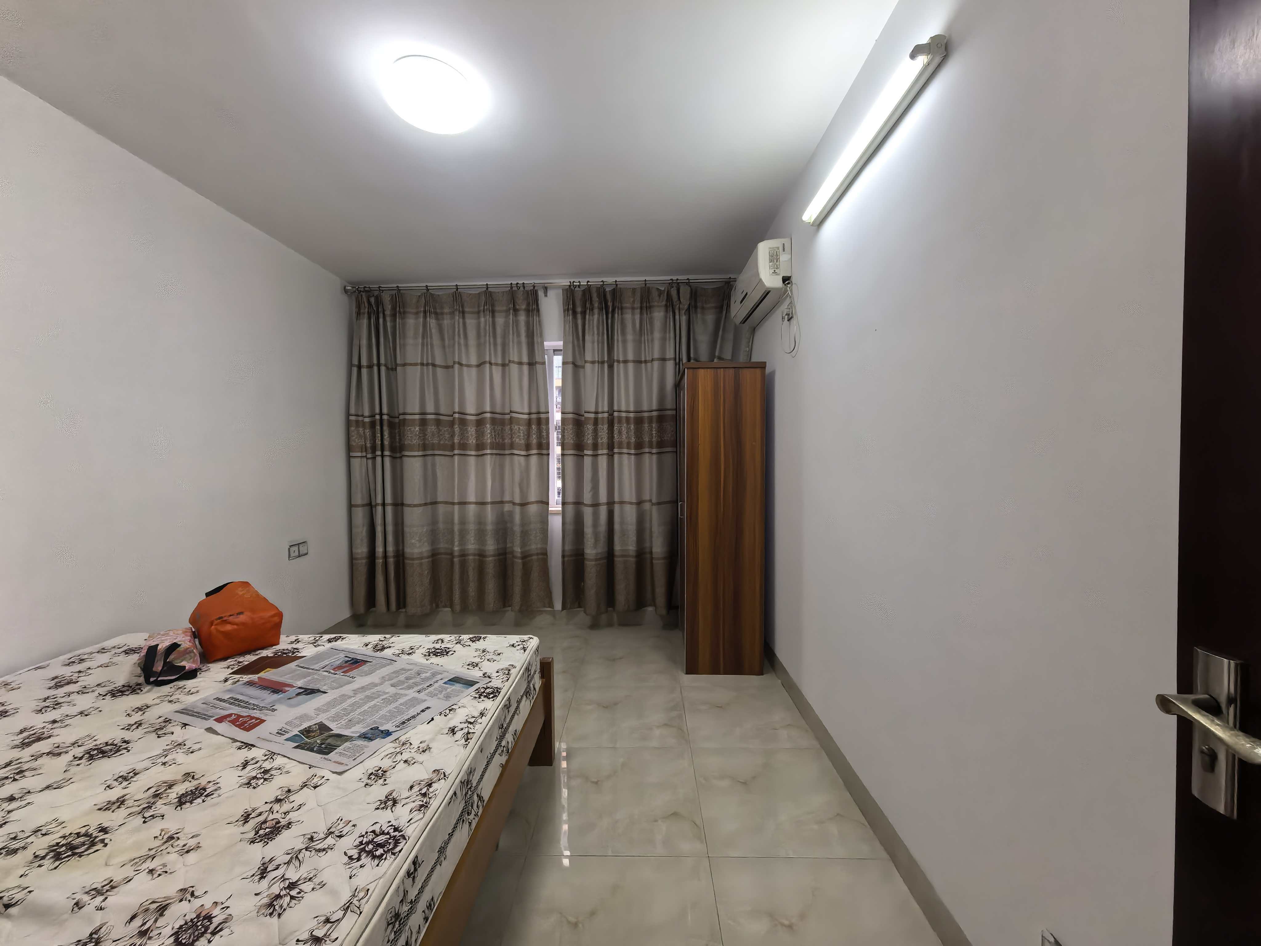 水岸阳光B小区 2室1厅1卫 1800.0元/月 水岸阳光B小区 2室1厅1卫 1800.0元/月室内图