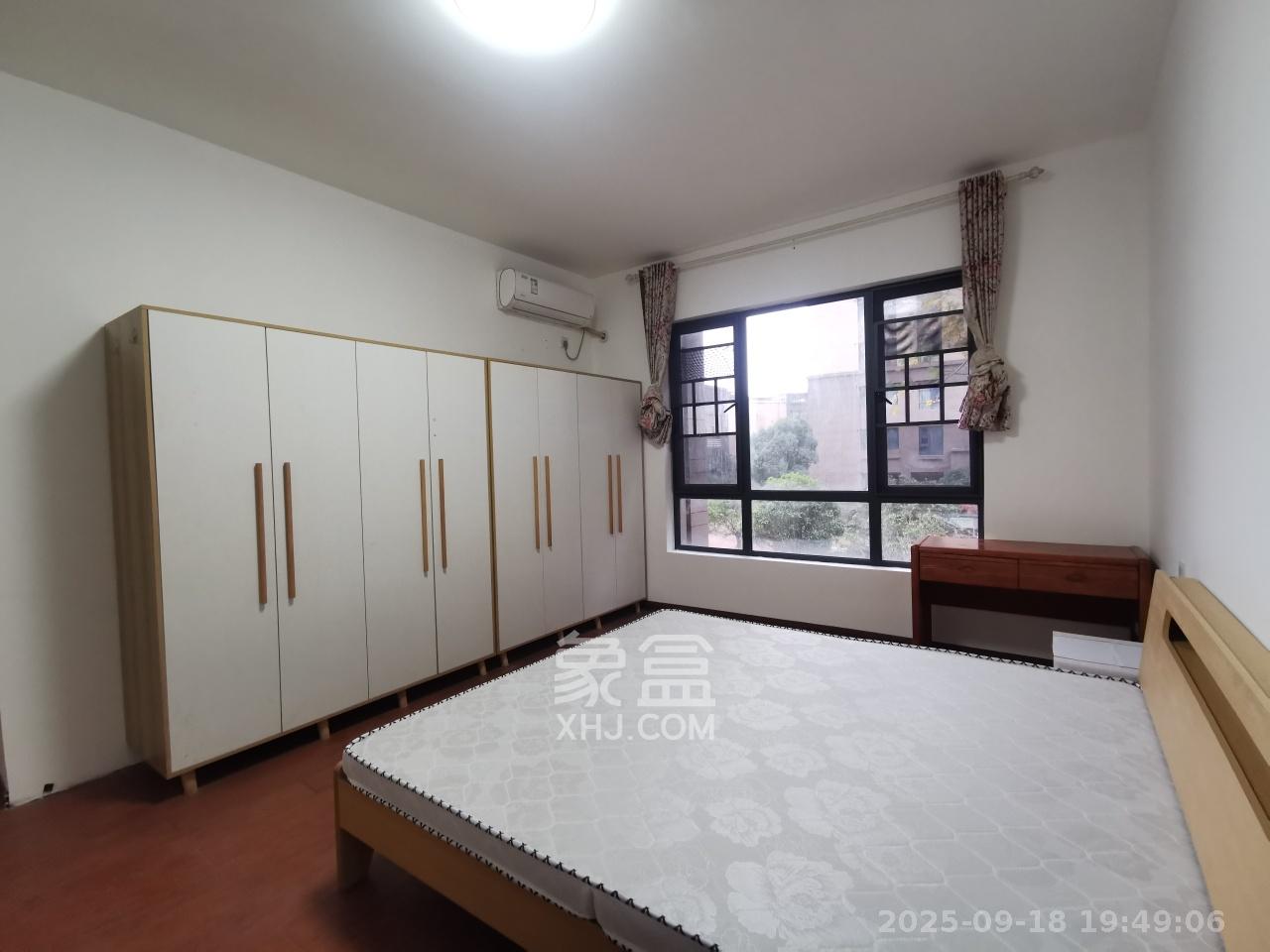 湘熙水郡（观澜海赋家园）  4室2厅2卫    3300.0元/月室内图