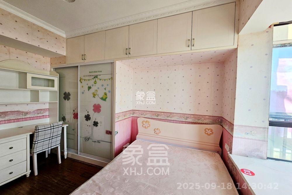 三江花中城  3室2厅1卫    3000.0元/月室内图