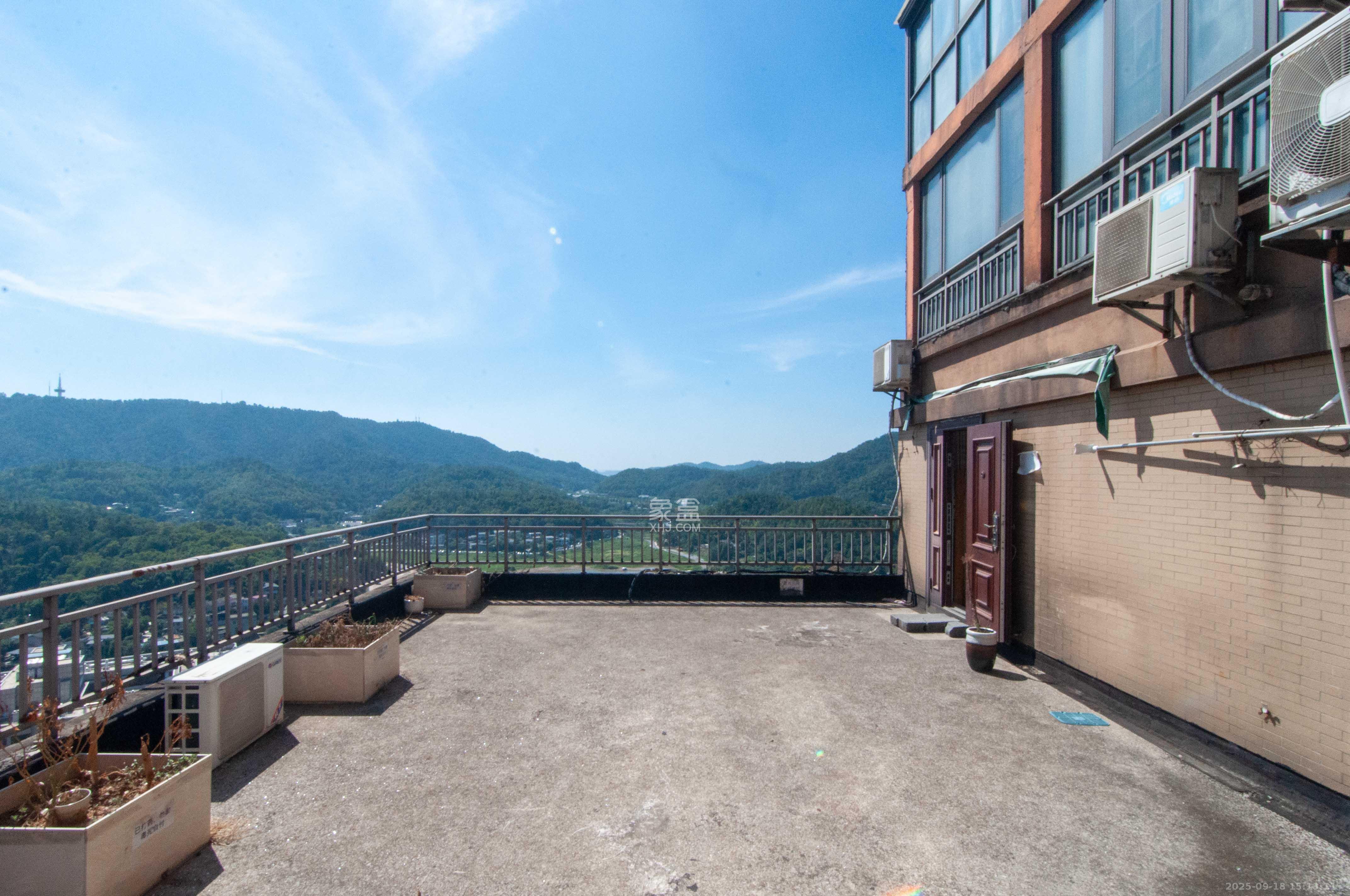 中一九骏(枫桥苑) 2室1厅1卫 55.0万 中一九骏(枫桥苑) 2室1厅1卫 55.0万其他