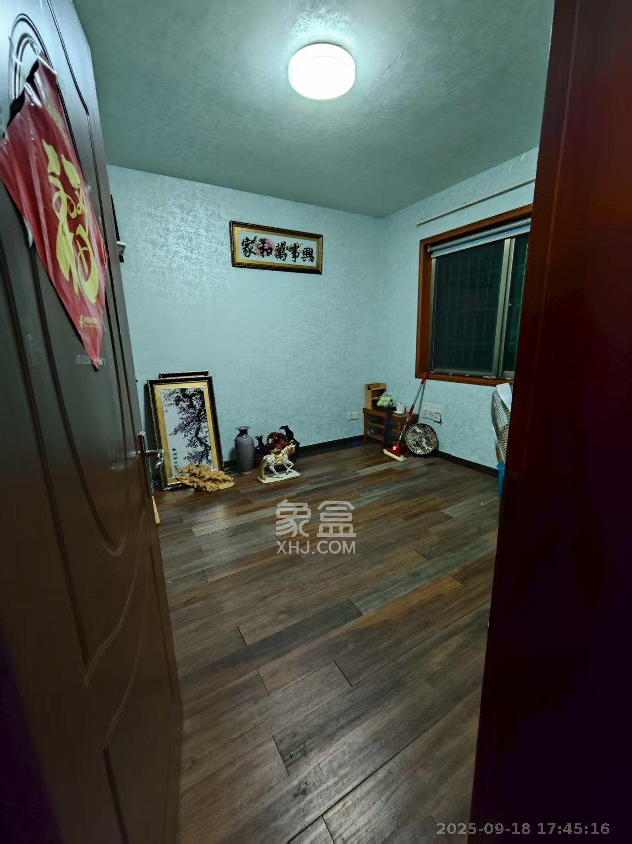 金盛园 3室2厅2卫 1800.0元/月 金盛园 3室2厅2卫 1800.0元/月室内图