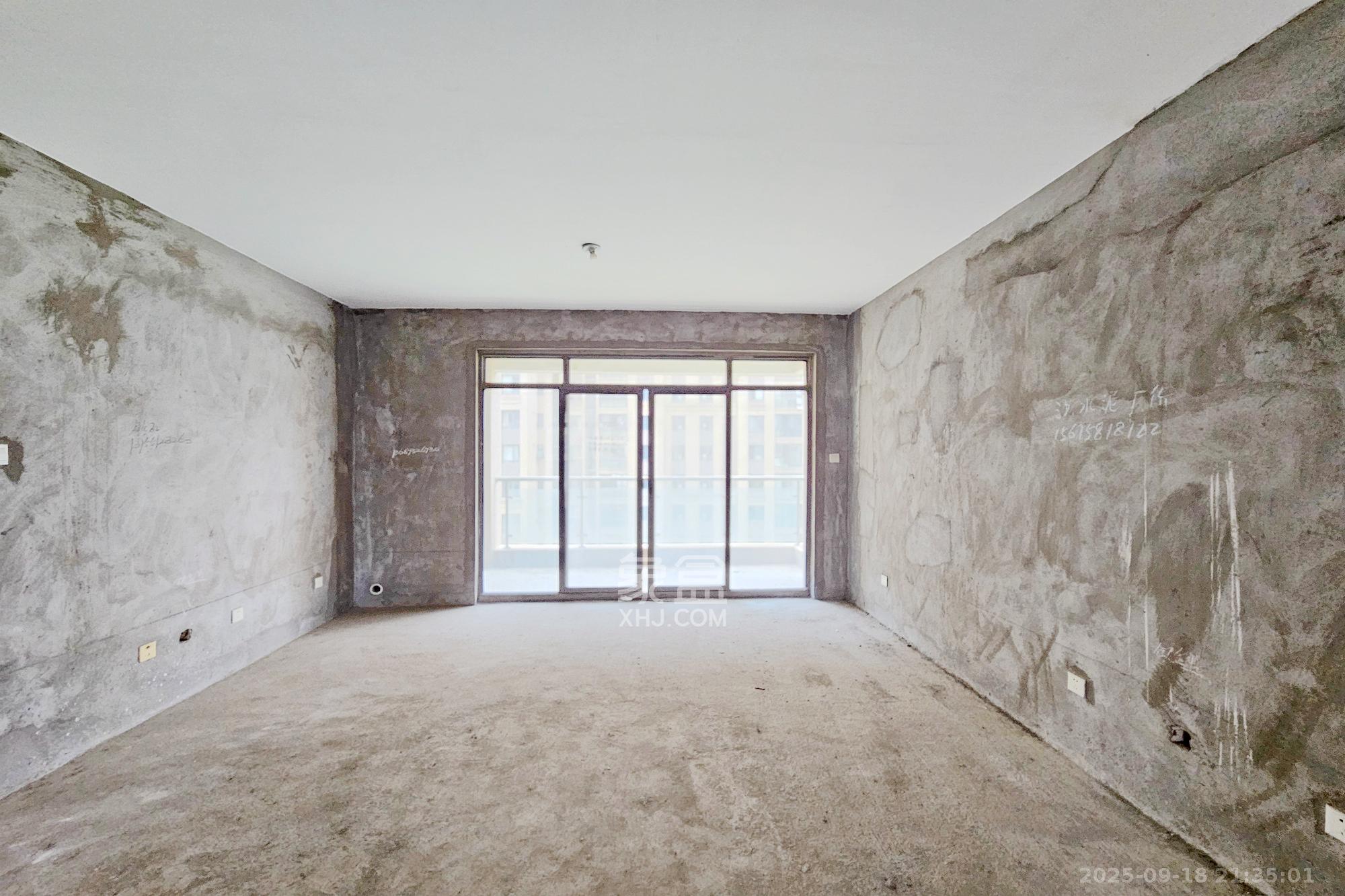 新华都万家城 3室2厅1卫 140.0万 新华都万家城 3室2厅1卫 140.0万客厅