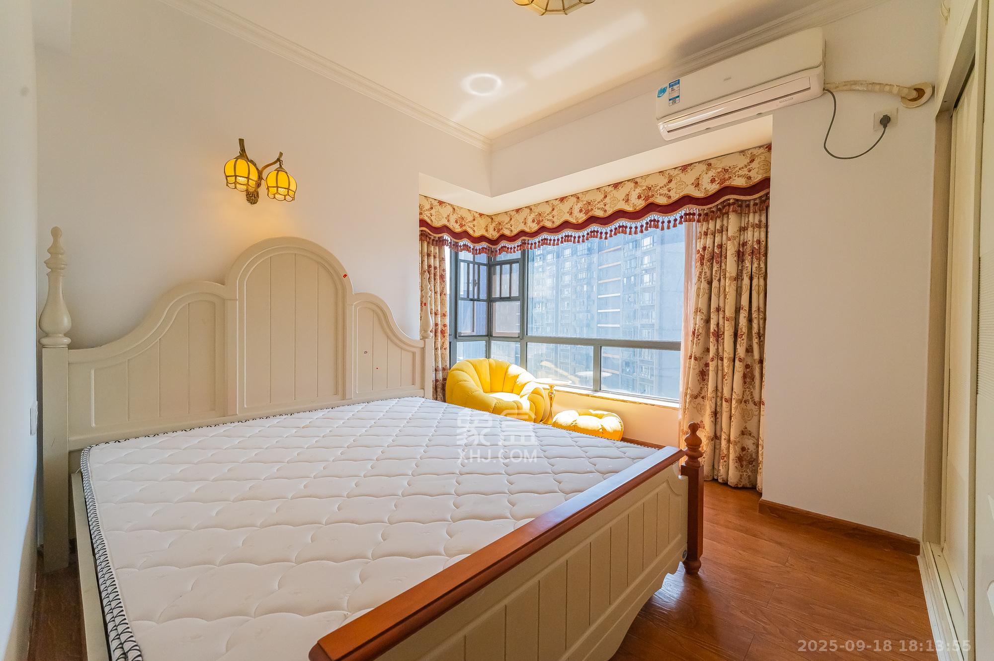 恒基凯旋门一二期  3室2厅1卫    67.8万卧室