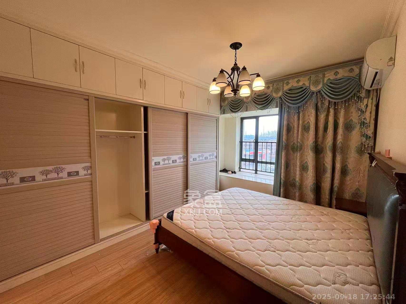 碧桂园南城首府（东宸林海）  3室2厅2卫    2200.0元/月室内图