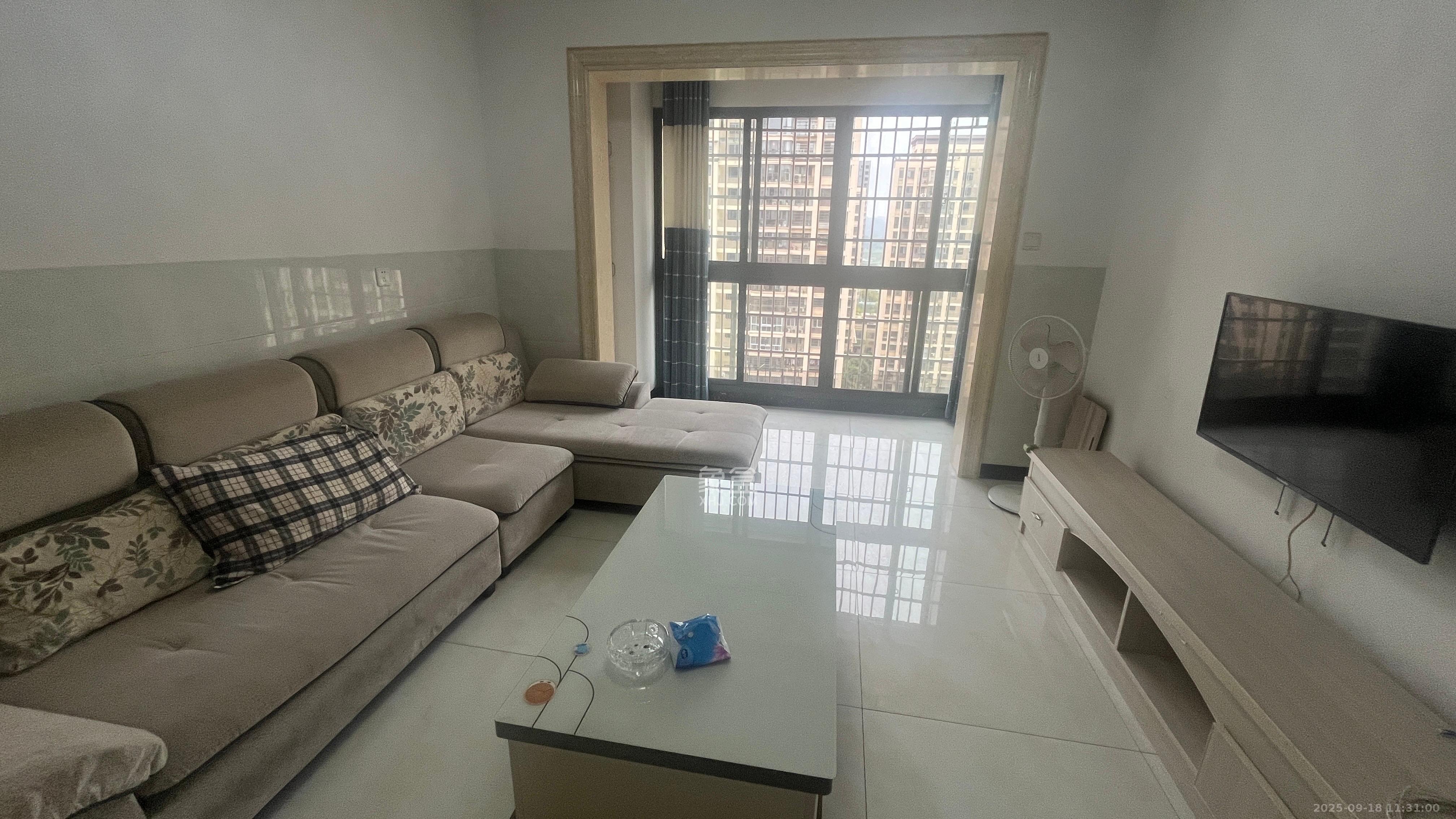 和康园小区 2室1厅1卫 1800.0元/月 和康园小区 2室1厅1卫 1800.0元/月室内图