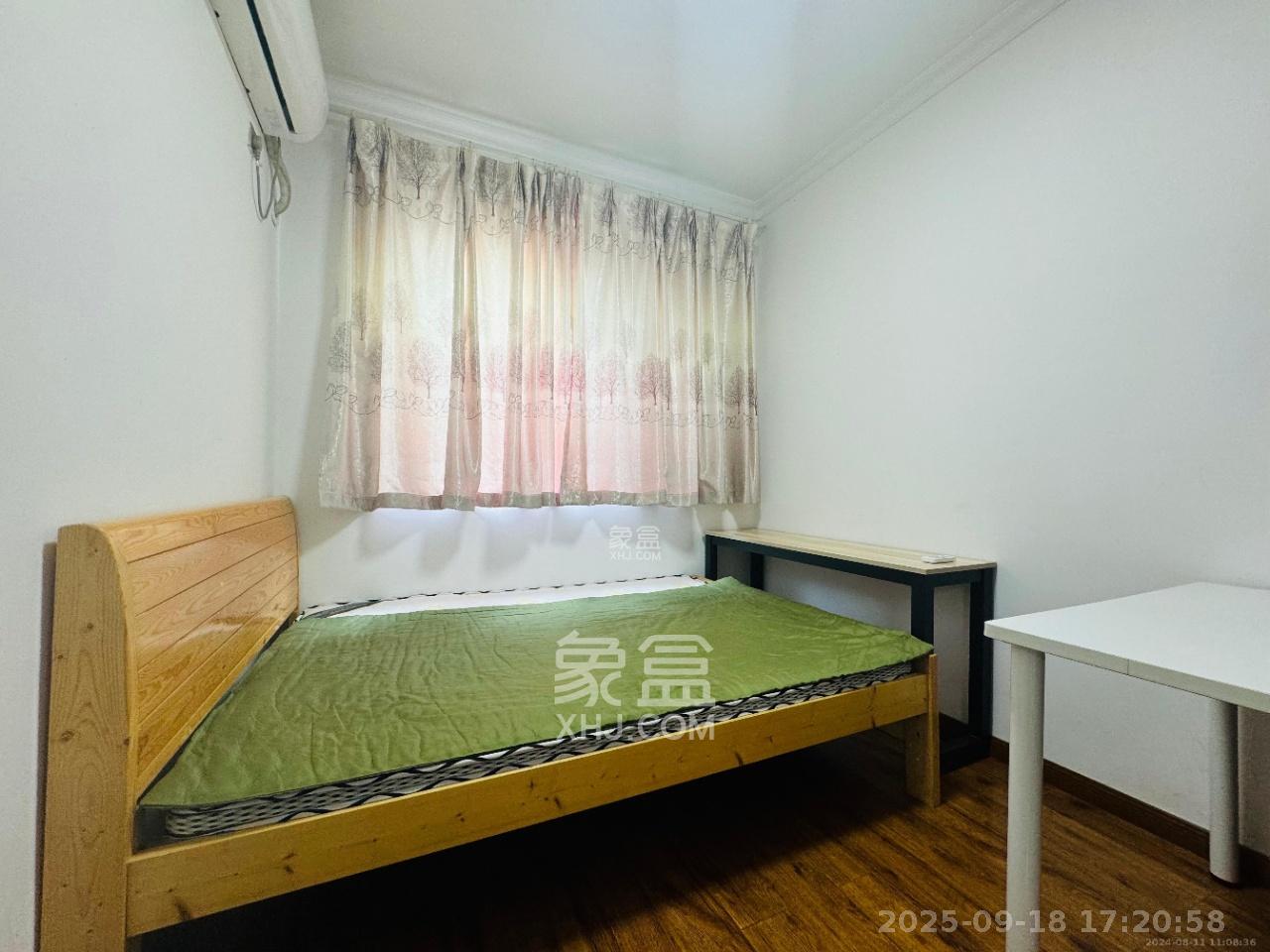 长房云时代  3室2厅1卫    2400.0元/月室内图