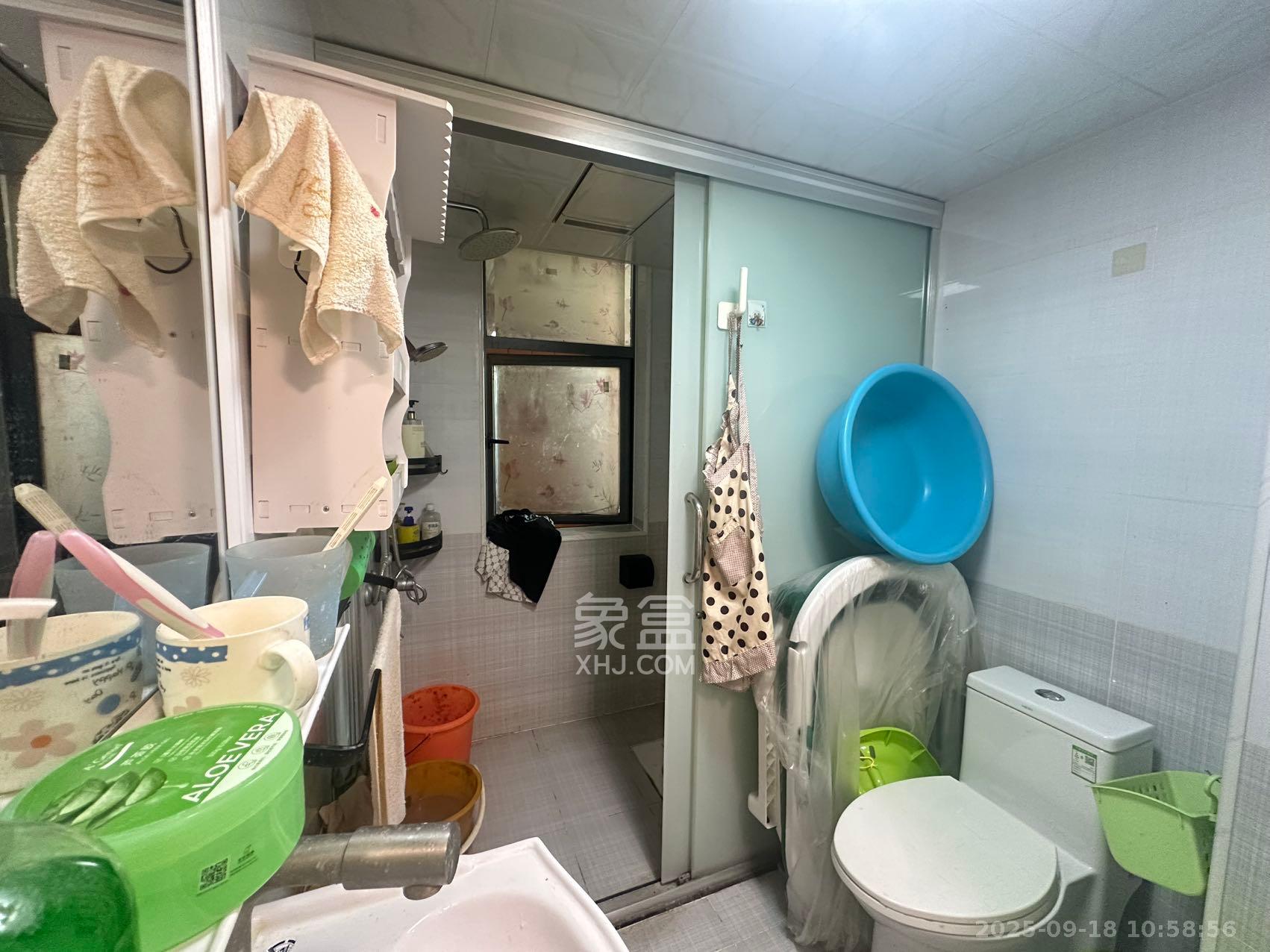 长永佳苑 3室2厅1卫 1700.0元/月 长永佳苑 3室2厅1卫 1700.0元/月室内图