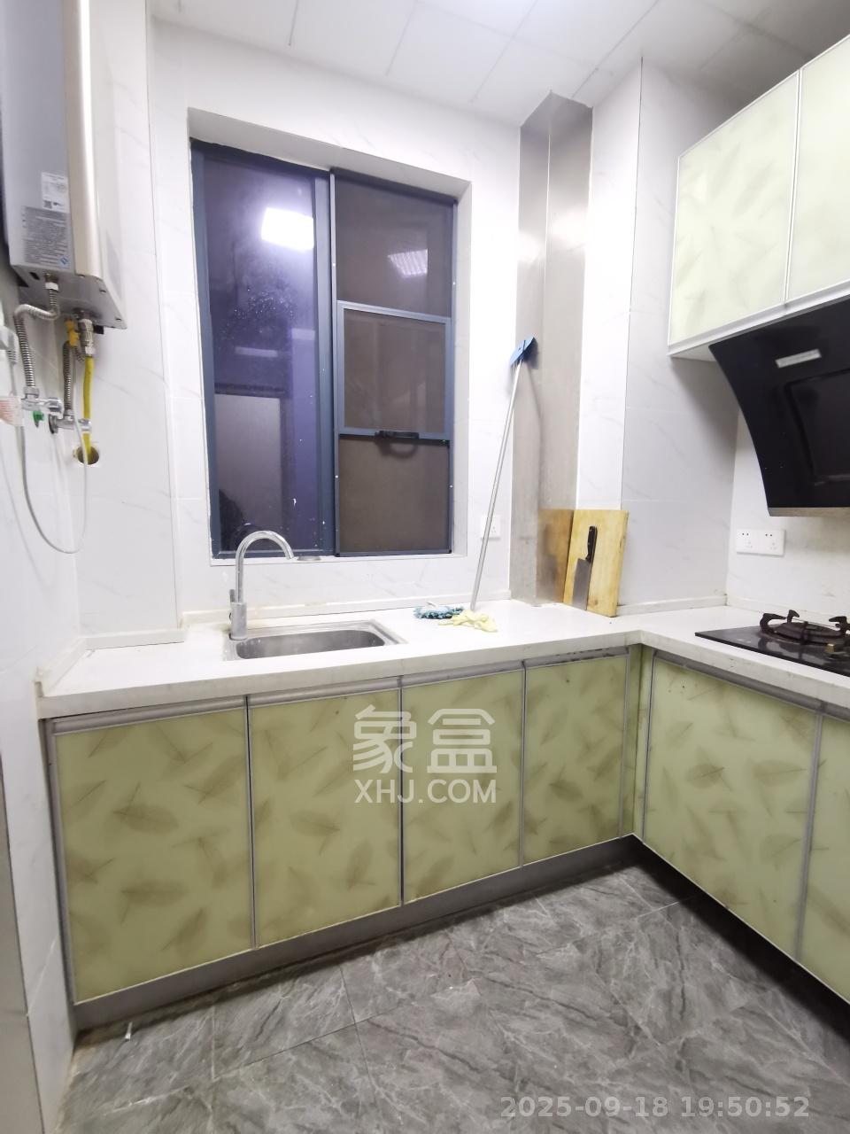 湘熙水郡（观澜海赋家园）  4室2厅2卫    3300.0元/月室内图