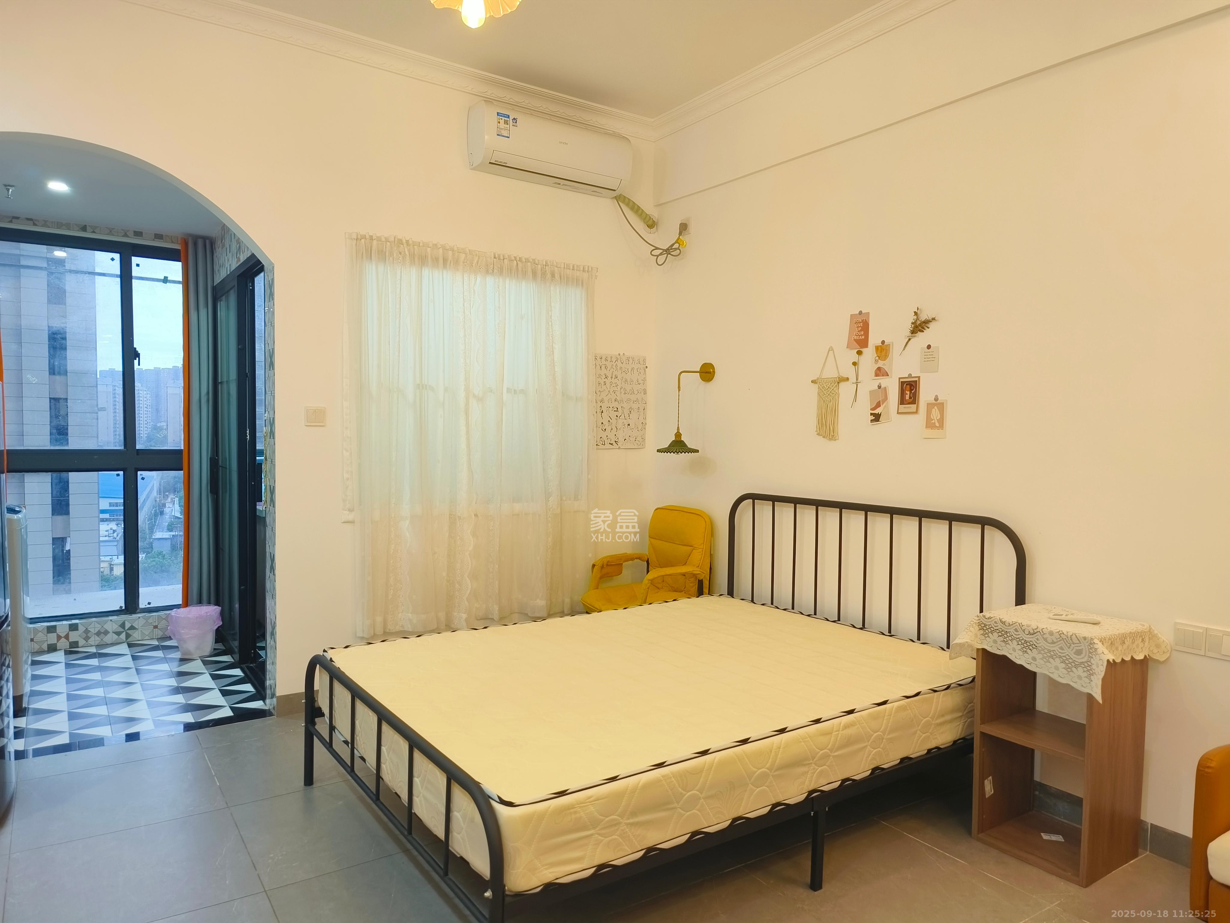 明发国际城  1室1厅1卫    1400.0元/月室内图