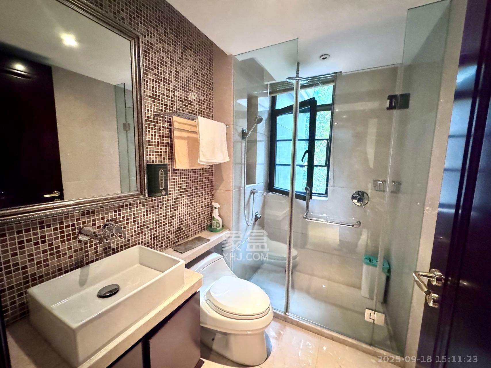 运达中央广场一、二期 3室2厅3卫 9000.0元/月 运达中央广场一、二期 3室2厅3卫 9000.0元/月室内图