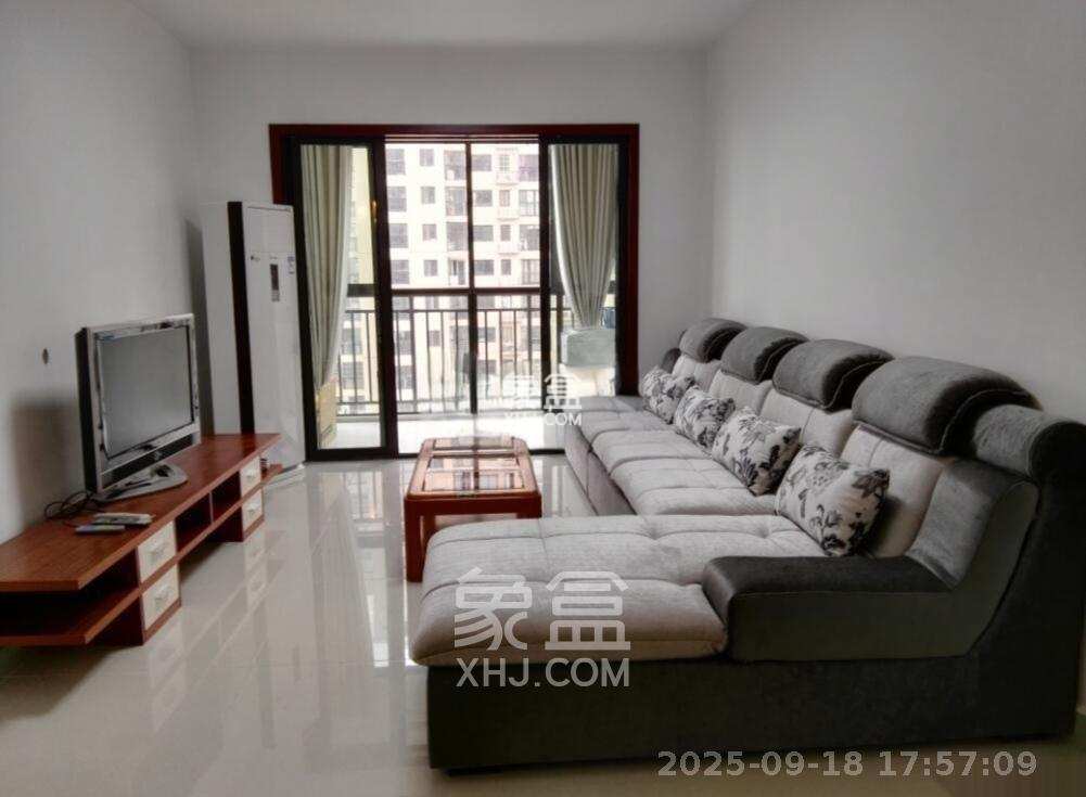 钰龙天下二期(钰龙佳园) 3室2厅2卫 3000.0元/月 钰龙天下二期(钰龙佳园) 3室2厅2卫 3000.0元/月室内图