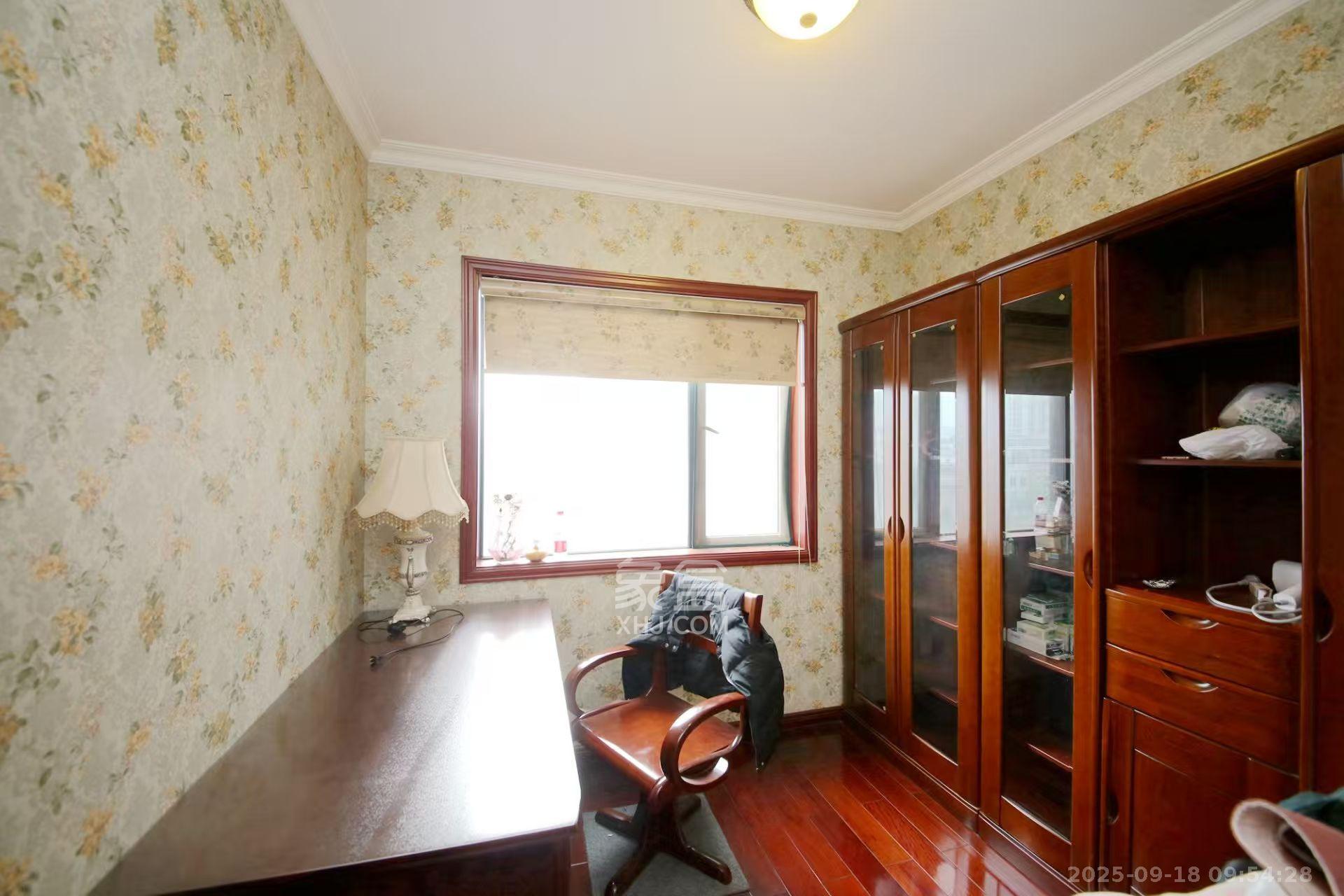 万象新天  3室2厅2卫    3500.0元/月室内图