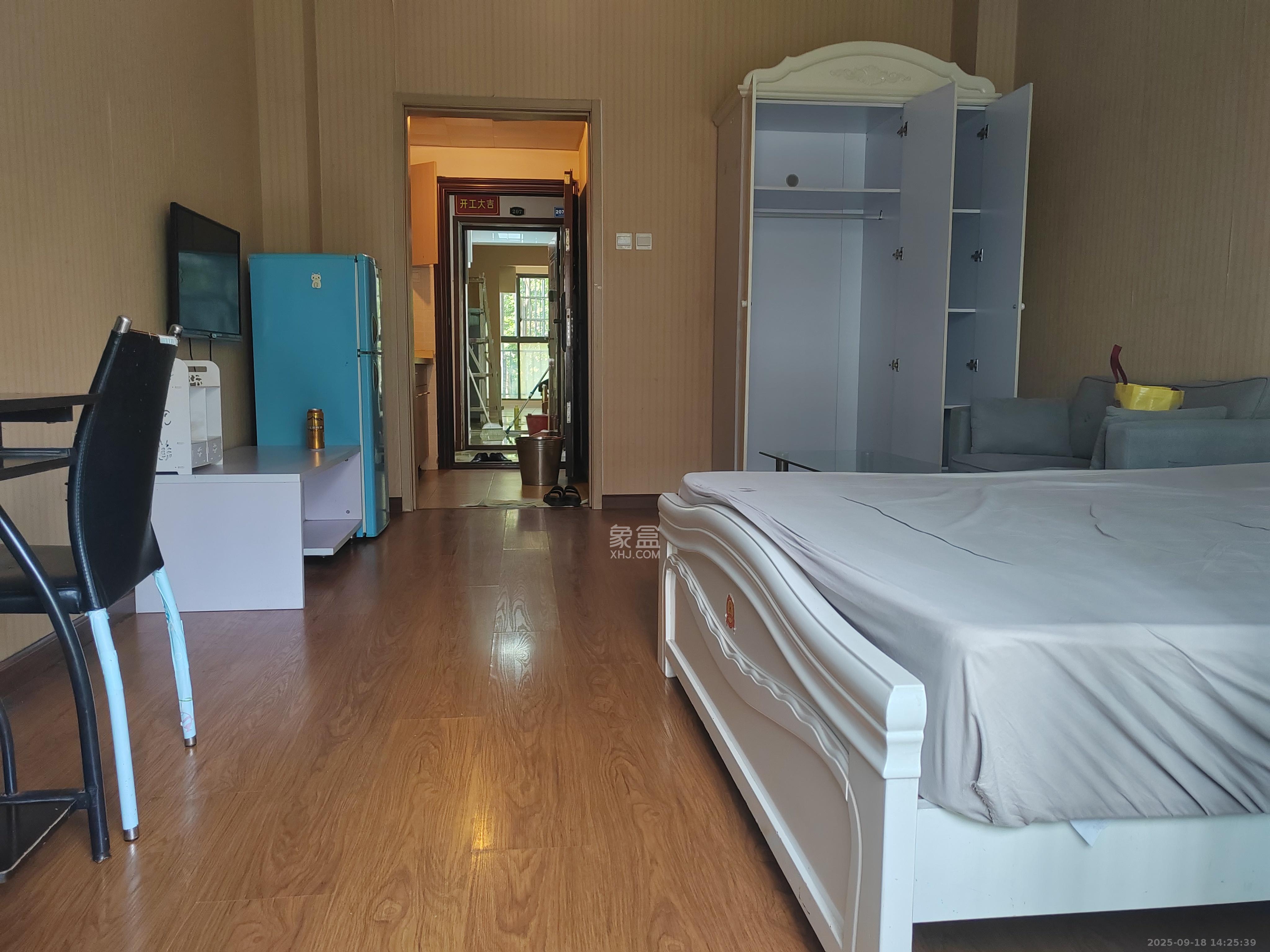 花漾年华(桂花园) 1室1厅1卫 1100.0元/月 花漾年华(桂花园) 1室1厅1卫 1100.0元/月室内图