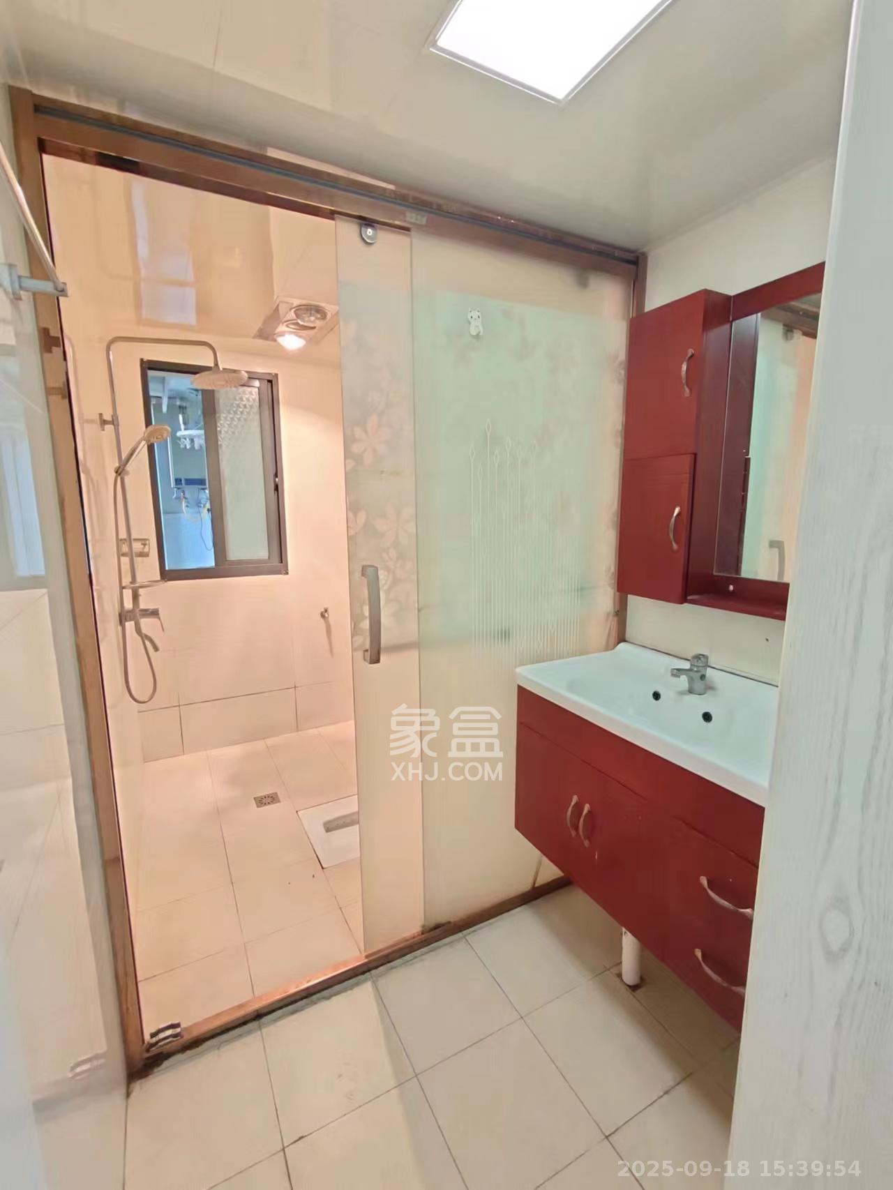 长房时代城  3室2厅1卫    2300.0元/月室内图