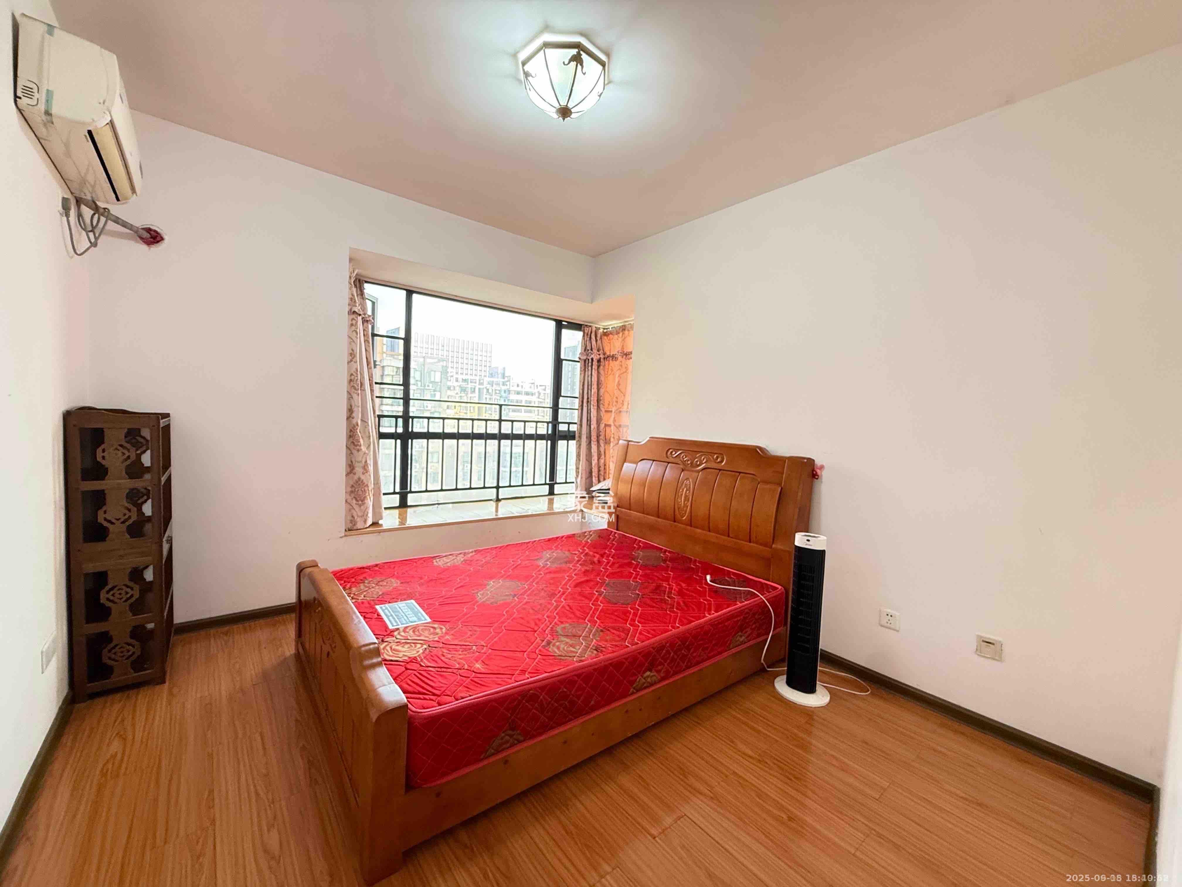 万芙锦城 2室1厅1卫 2000.0元/月 万芙锦城 2室1厅1卫 2000.0元/月室内图