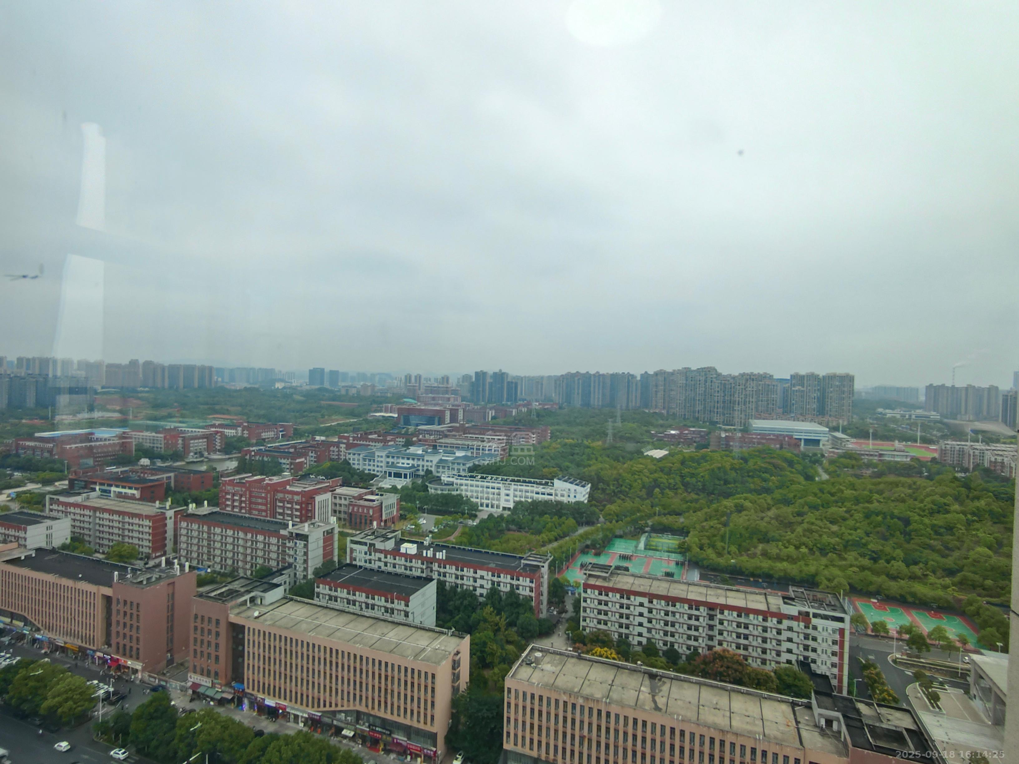 文艺复兴(未来城) 1室1厅1卫 1300.0元/月 文艺复兴(未来城) 1室1厅1卫 1300.0元/月室内图