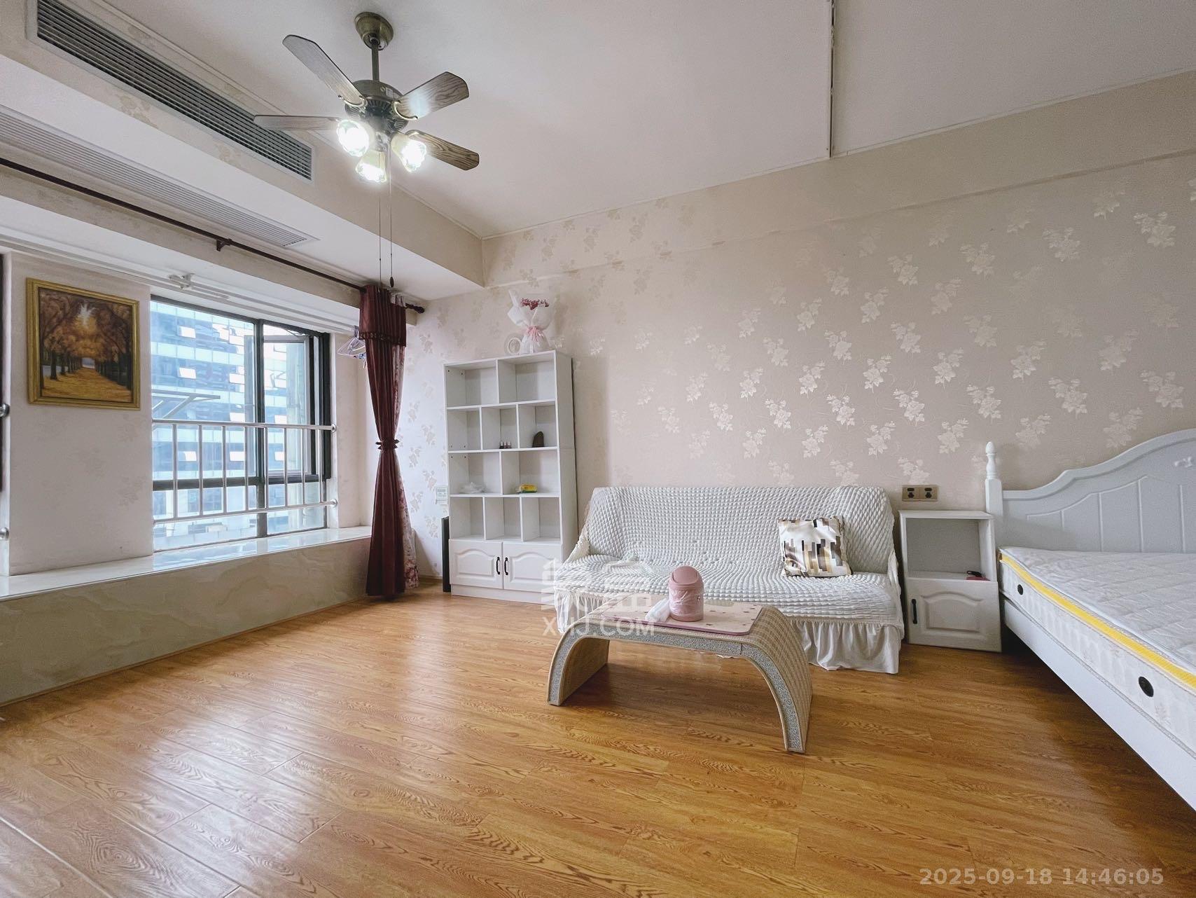 摩天一号  1室1厅1卫    2400.0元/月室内图