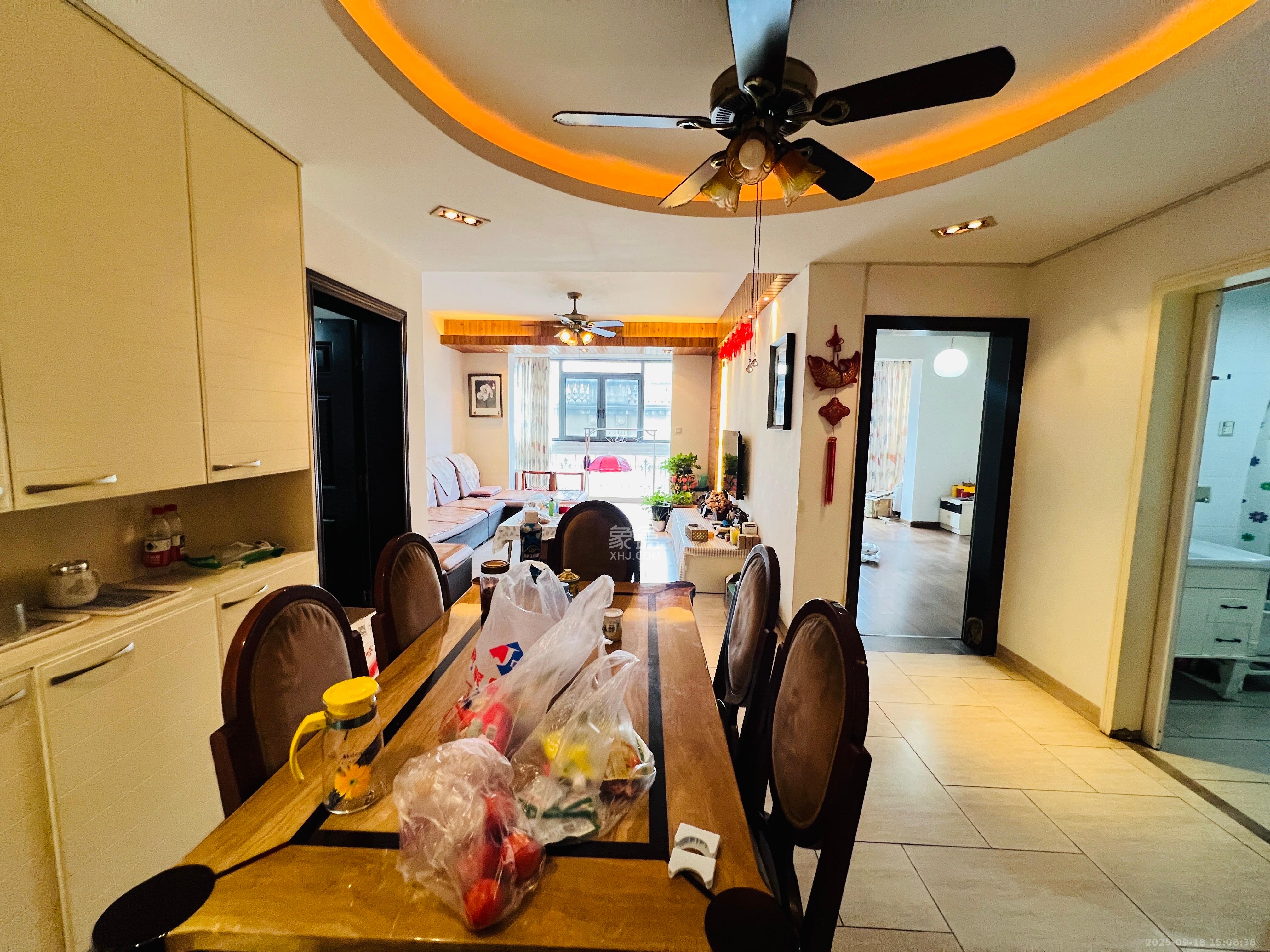 世嘉国际华城 2室2厅1卫 2500.0元/月 世嘉国际华城 2室2厅1卫 2500.0元/月室内图