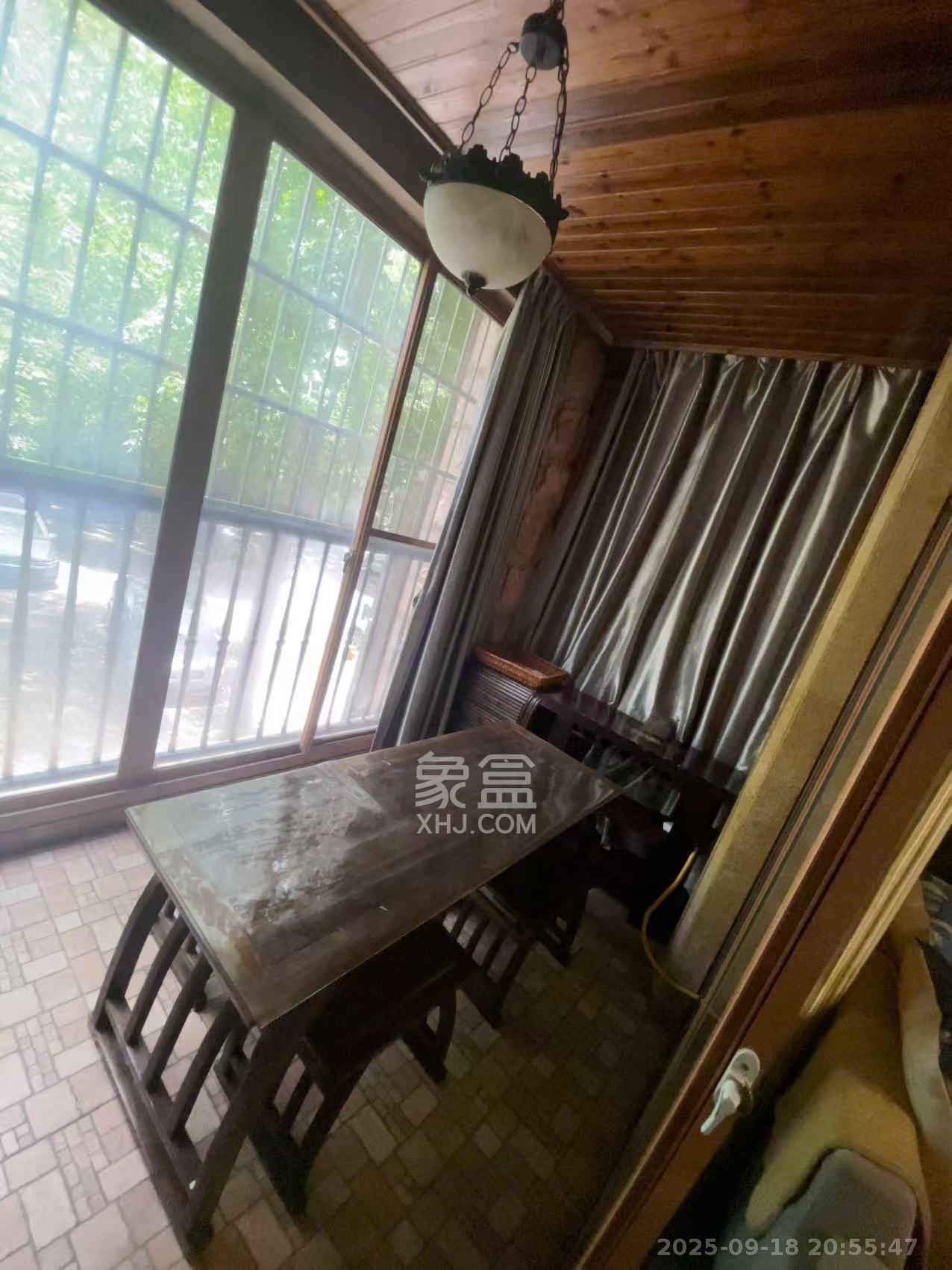 世嘉国际华城  1室0厅0卫    3500.0元/月 世嘉国际华城  1室0厅0卫    3500.0元/月室内图