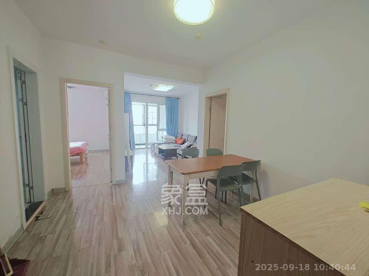 金地格林公馆  2室1厅1卫    2500.0元/月室内图