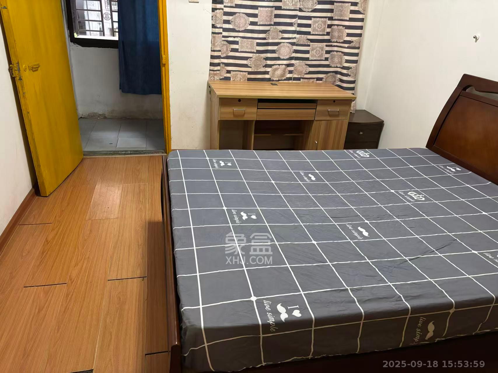 燕山街社区 2室1厅1卫 1800.0元/月 燕山街社区 2室1厅1卫 1800.0元/月室内图