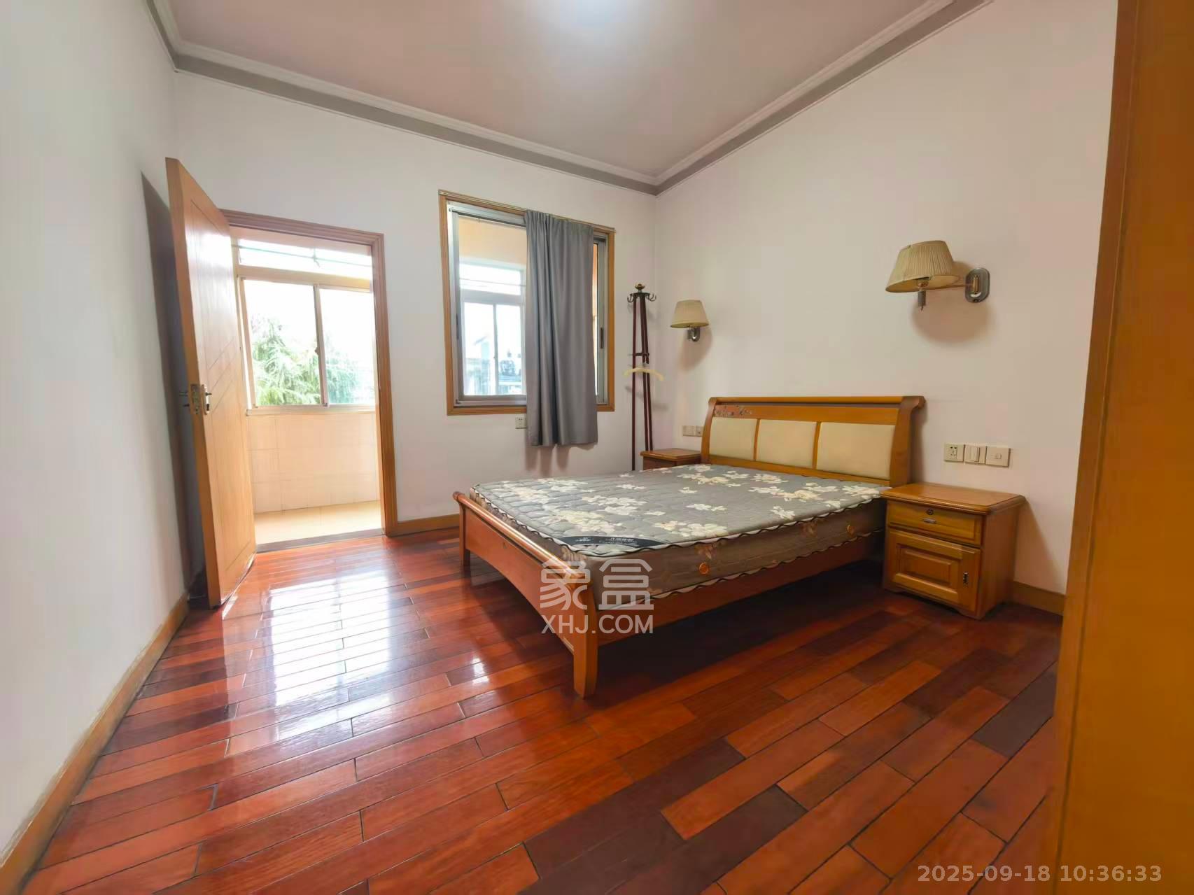 湘农桥社区  3室2厅1卫    2400.0元/月室内图