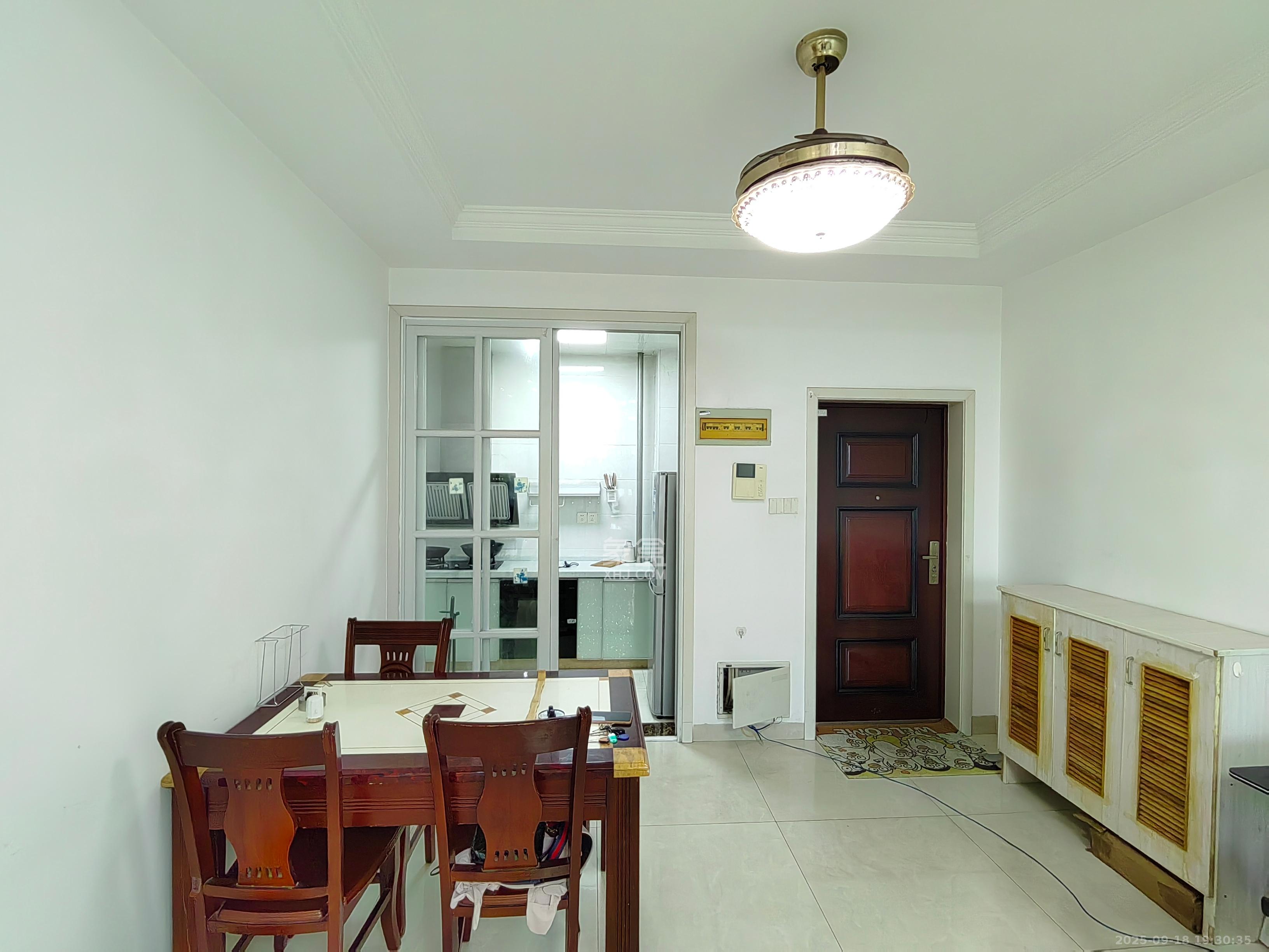 天元美居乐 2室2厅1卫 1700.0元/月 天元美居乐 2室2厅1卫 1700.0元/月室内图