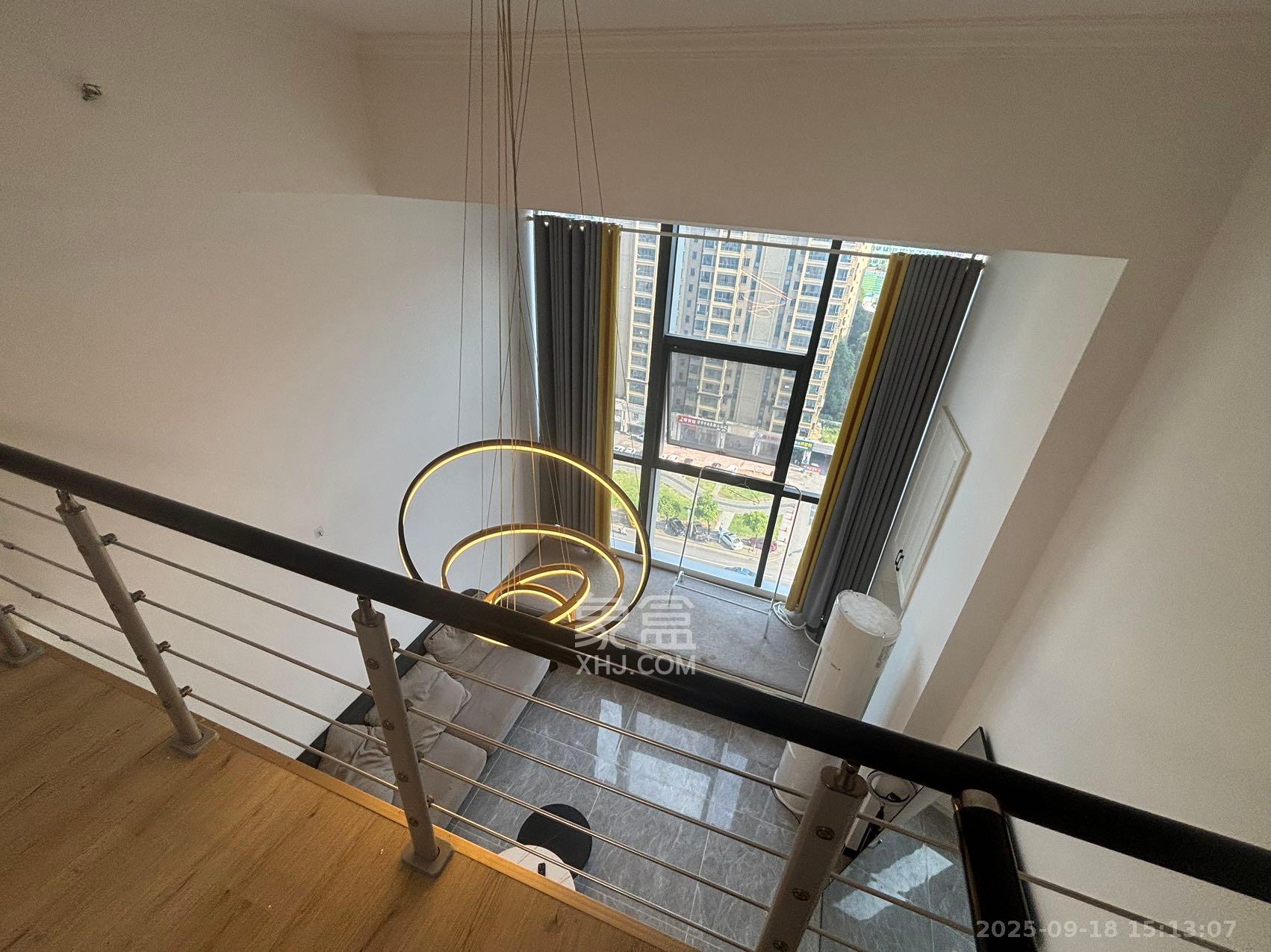 裕天国际商汇中心 1室1厅1卫 1600.0元/月 裕天国际商汇中心 1室1厅1卫 1600.0元/月室内图