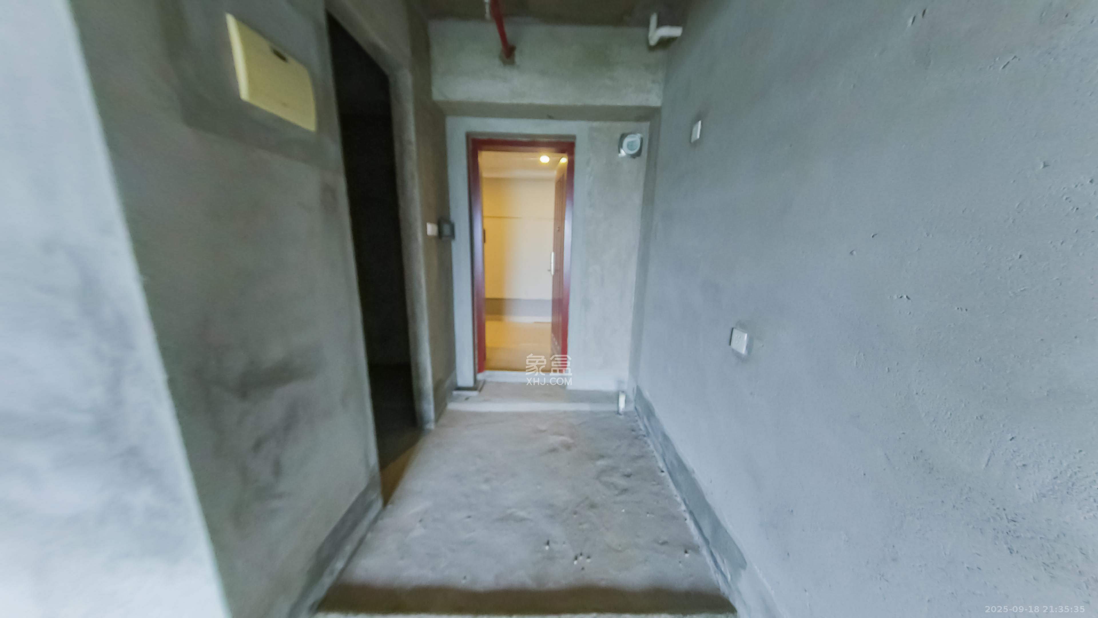 京武浪琴山一、二期 1室1厅1卫 53.0万 京武浪琴山一、二期 1室1厅1卫 53.0万其他