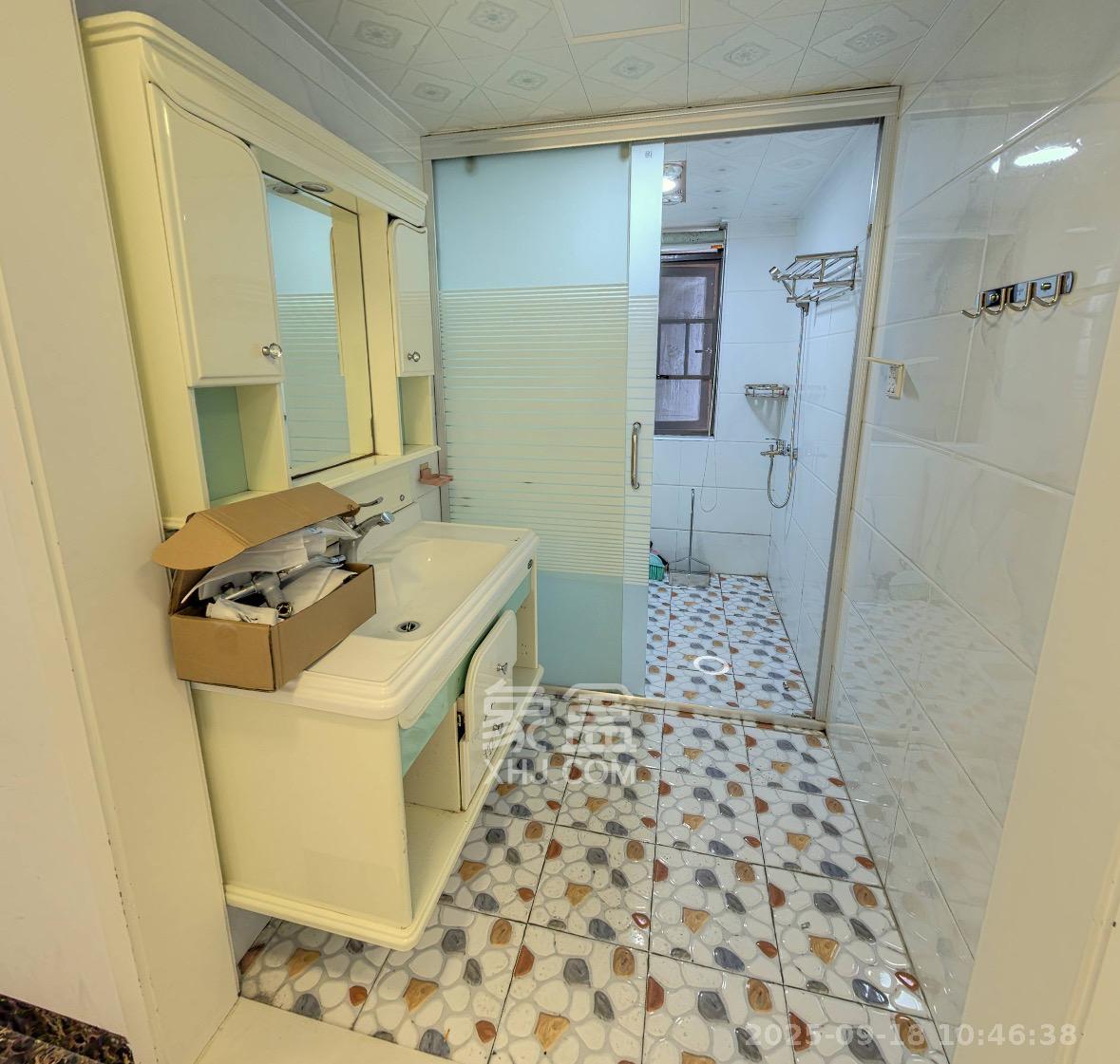 梅溪湖金茂悦（金悦雅苑）  3室2厅1卫    3000.0元/月室内图