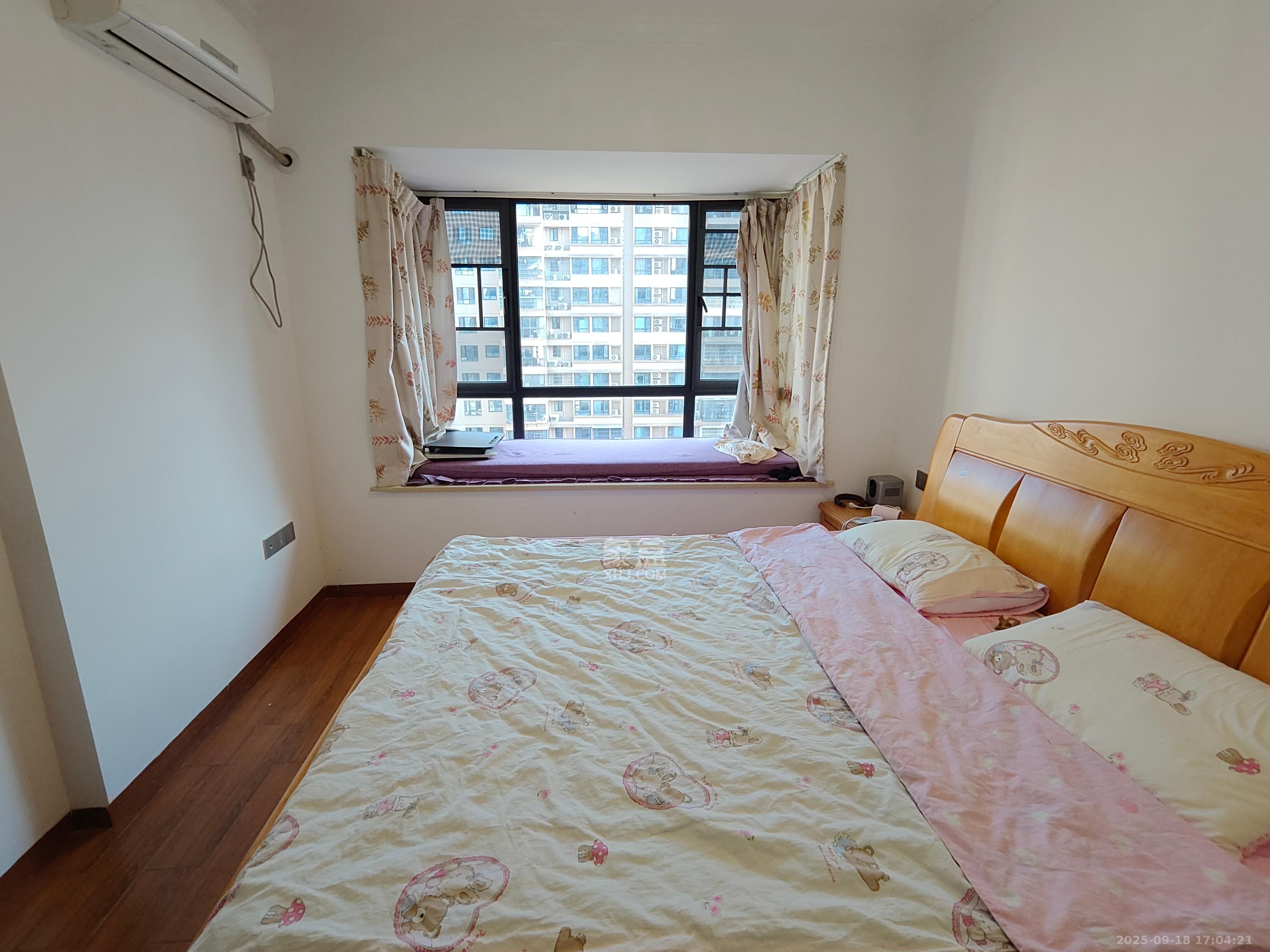 勤诚达新界 3室2厅1卫 2000.0元/月 勤诚达新界 3室2厅1卫 2000.0元/月室内图