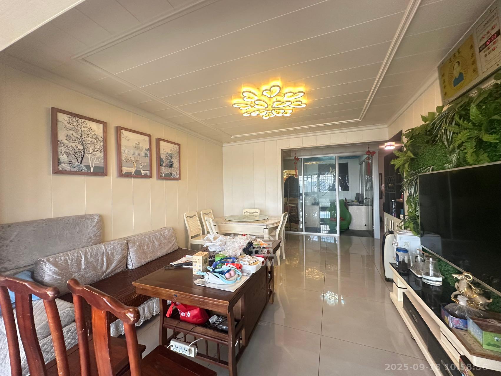 长永佳苑 3室2厅1卫 1700.0元/月 长永佳苑 3室2厅1卫 1700.0元/月室内图