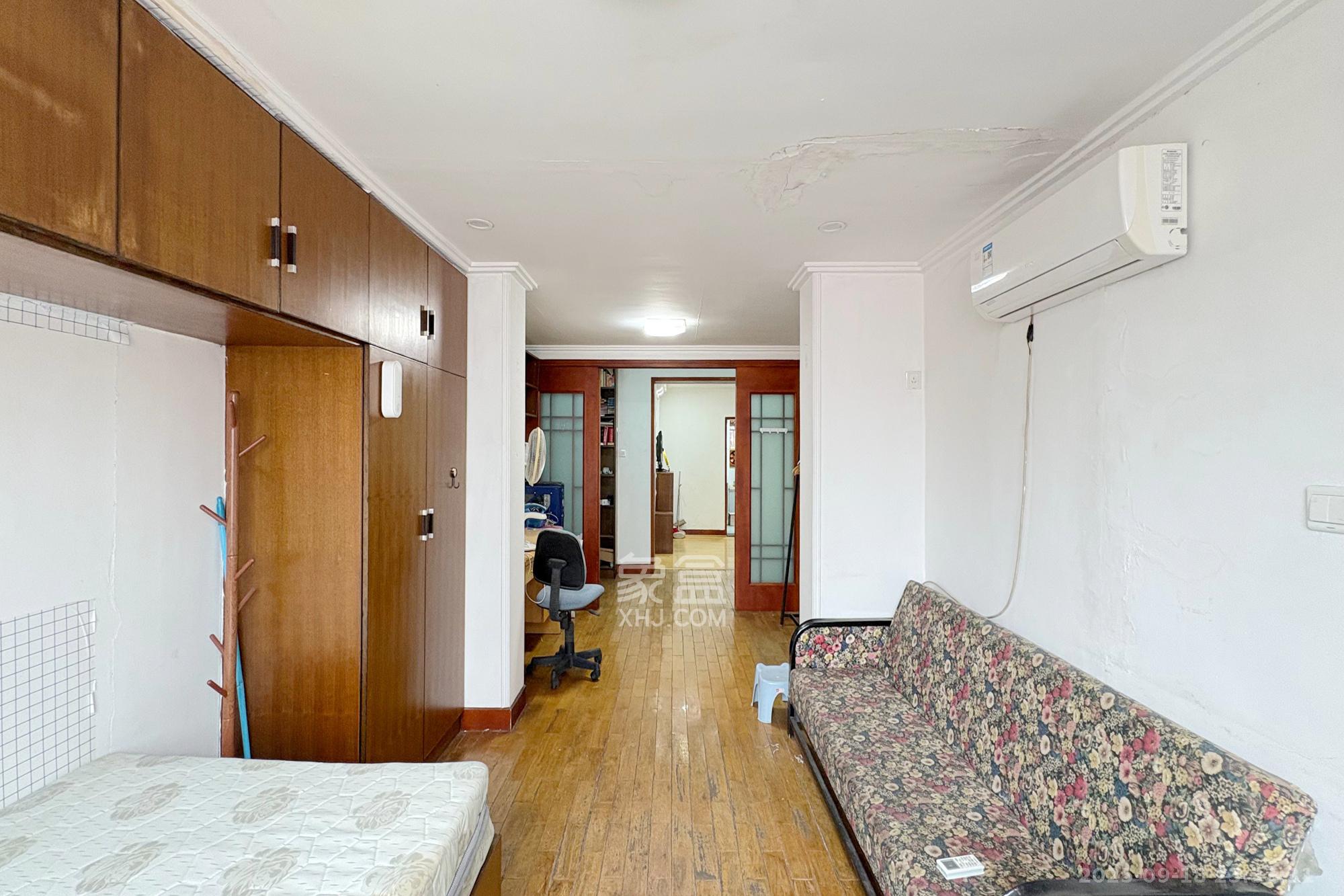 向韶村  2室2厅1卫    49.8万卧室