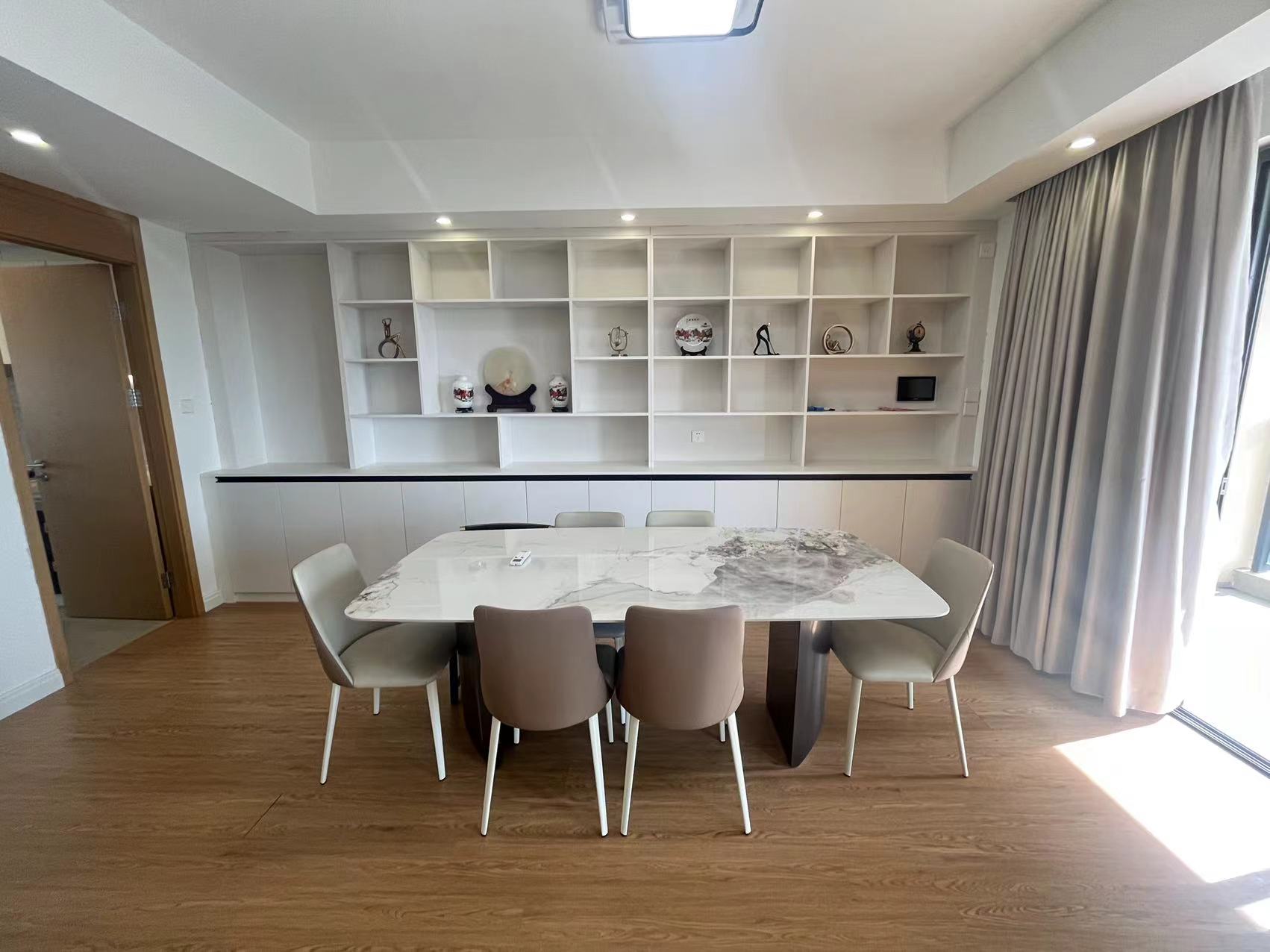 华润中心二期东悦府 4室2厅3卫 7800.0元/月 华润中心二期东悦府 4室2厅3卫 7800.0元/月室内图