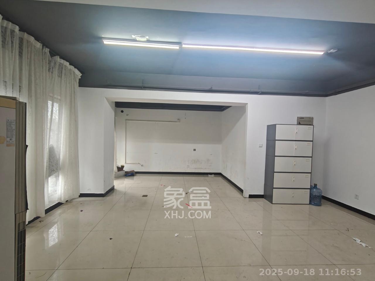 北辰三角洲B1E1区 1室1厅1卫 3100.0元/月 北辰三角洲B1E1区 1室1厅1卫 3100.0元/月室内图