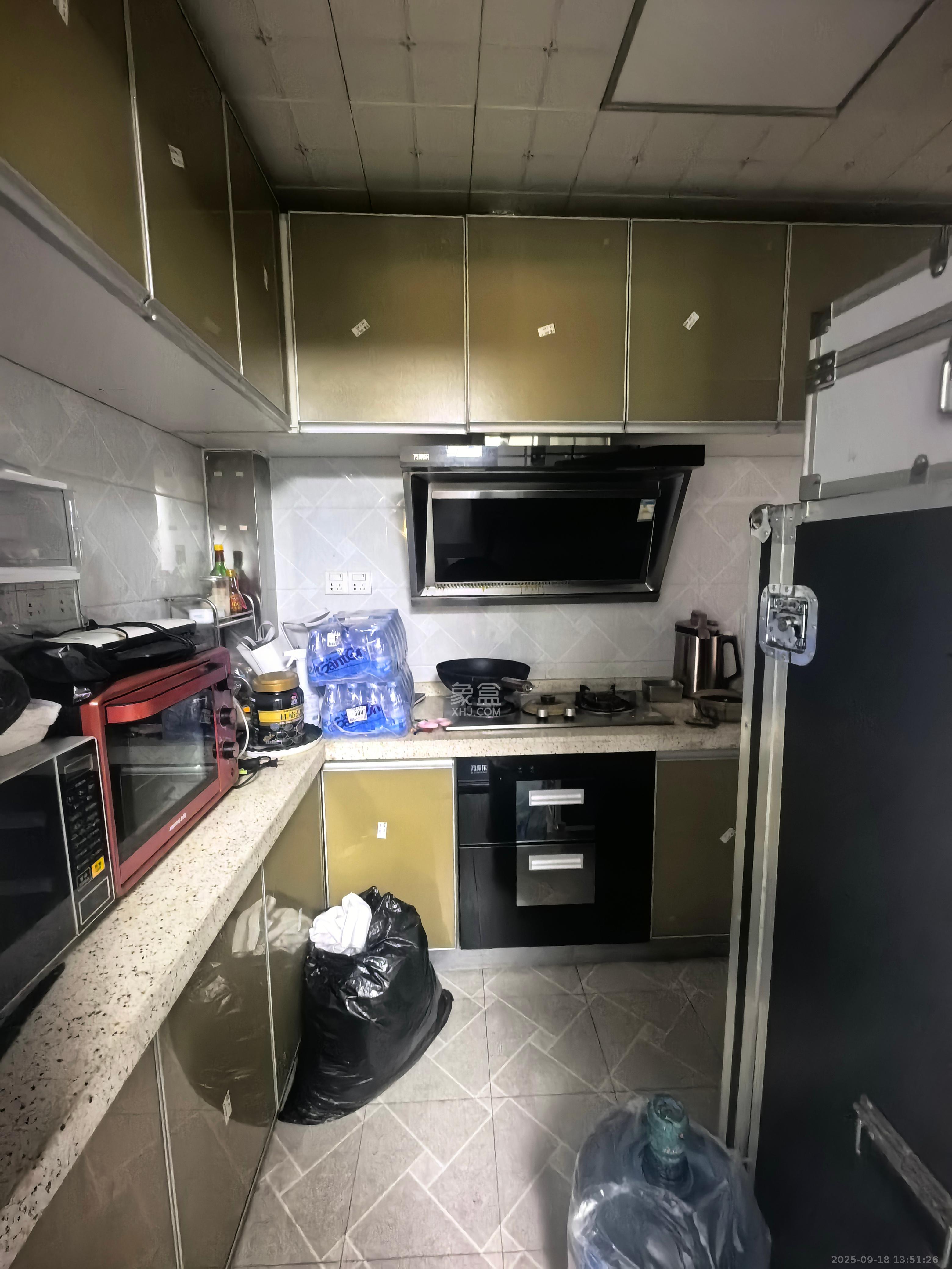 北辰三角洲E3区  4室2厅2卫    3900.0元/月室内图