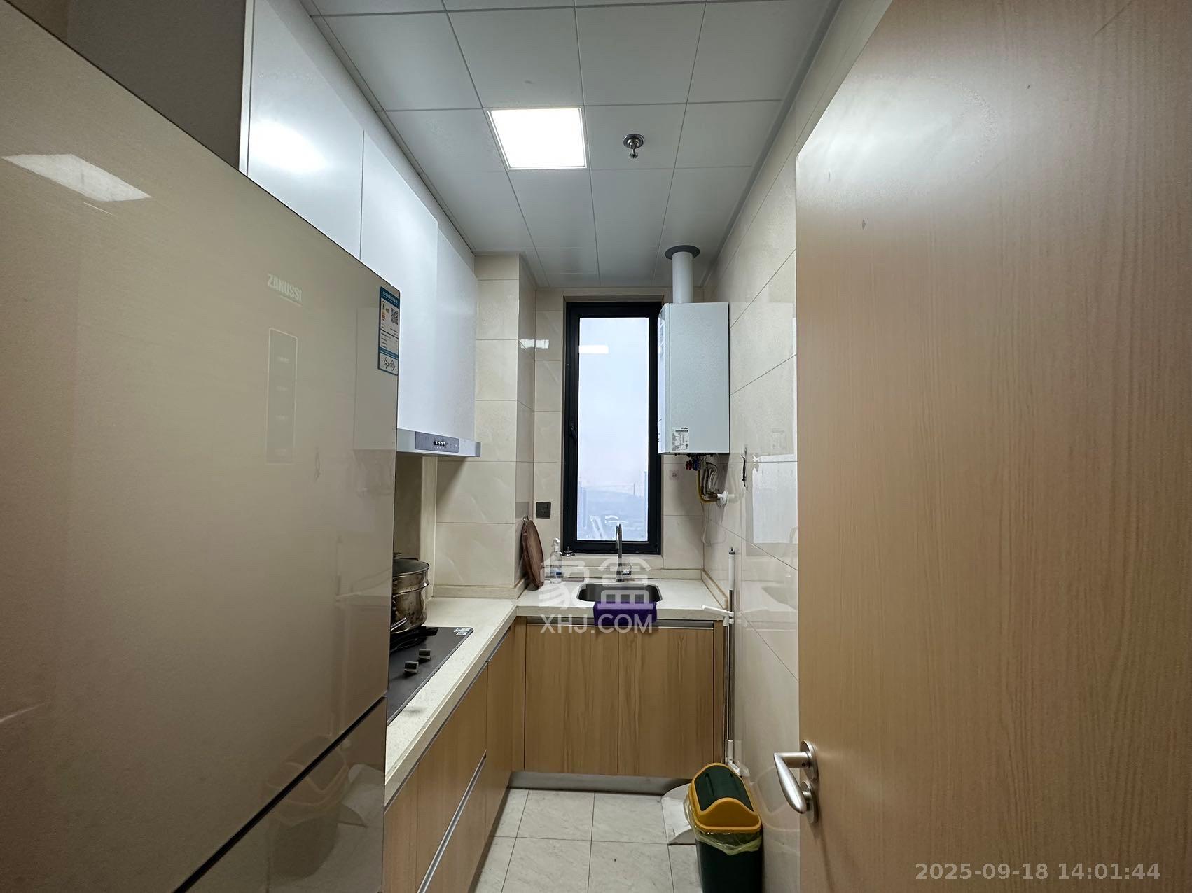 启迪协信中心 2室2厅1卫 2800.0元/月 启迪协信中心 2室2厅1卫 2800.0元/月室内图