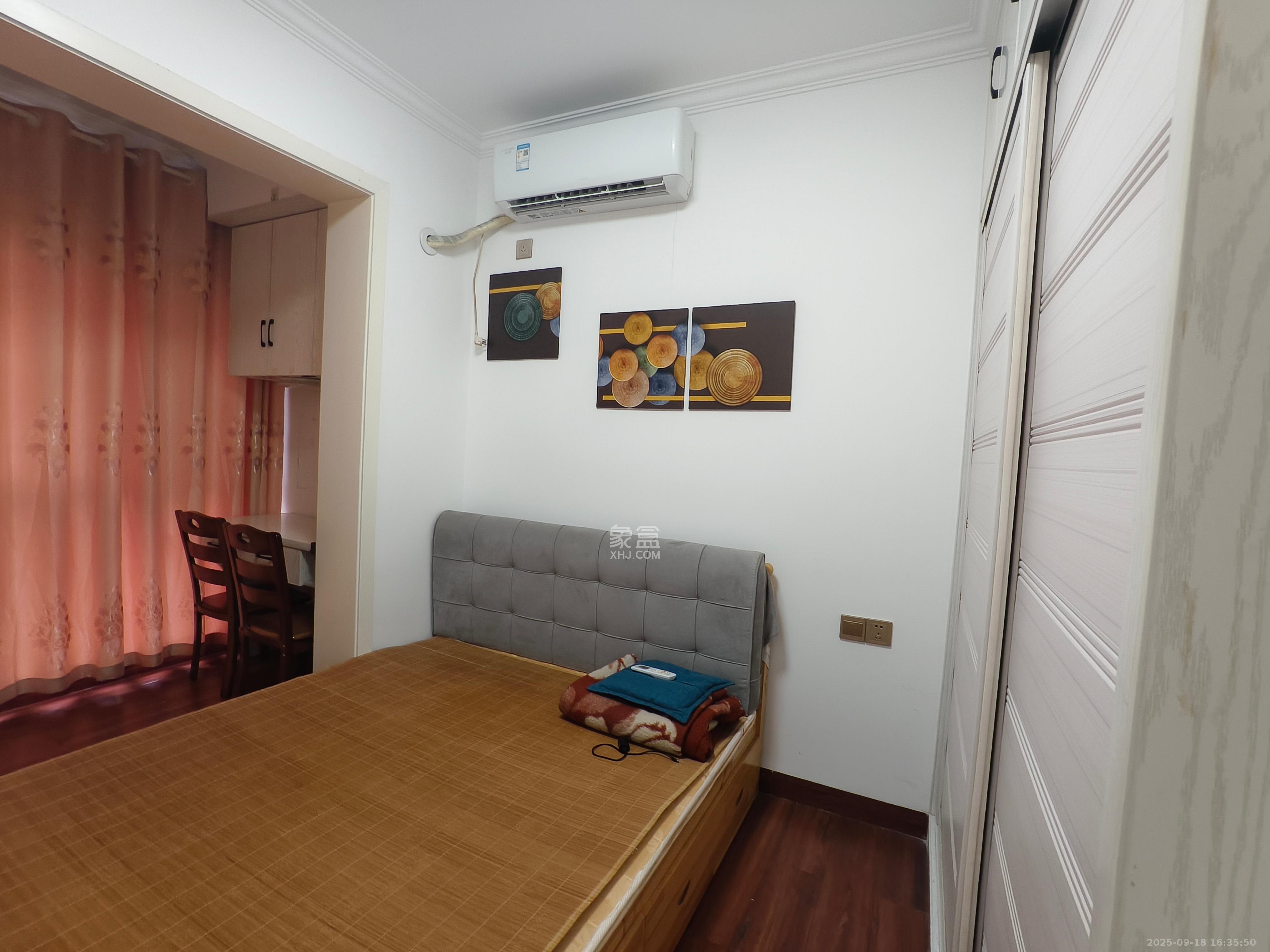 中建悦和城 3室2厅1卫 2400.0元/月 中建悦和城 3室2厅1卫 2400.0元/月室内图